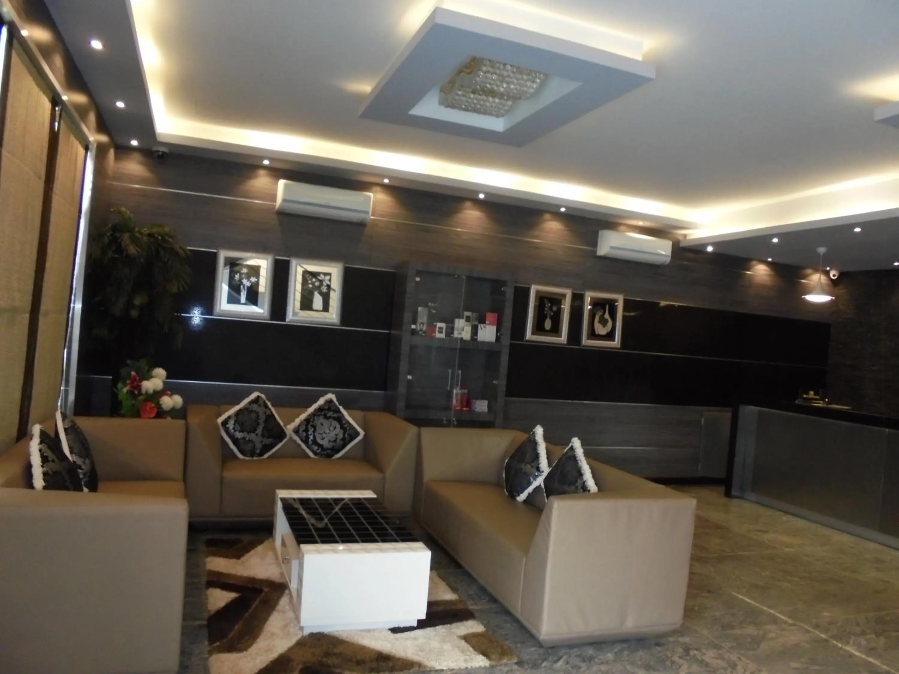 Lobby or reception in Hotel Pacific, Lda