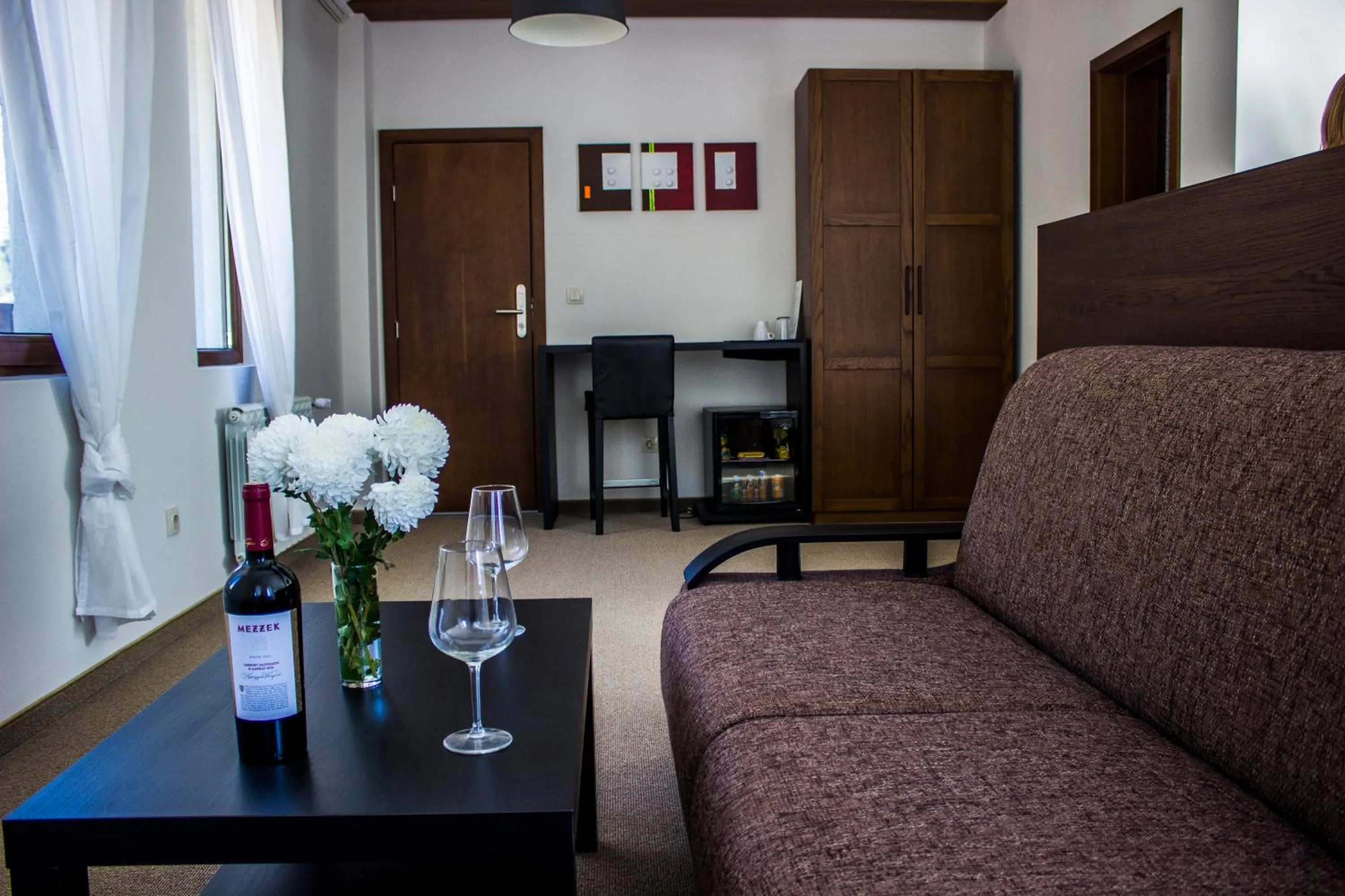 Living room in Trigrad Hotel