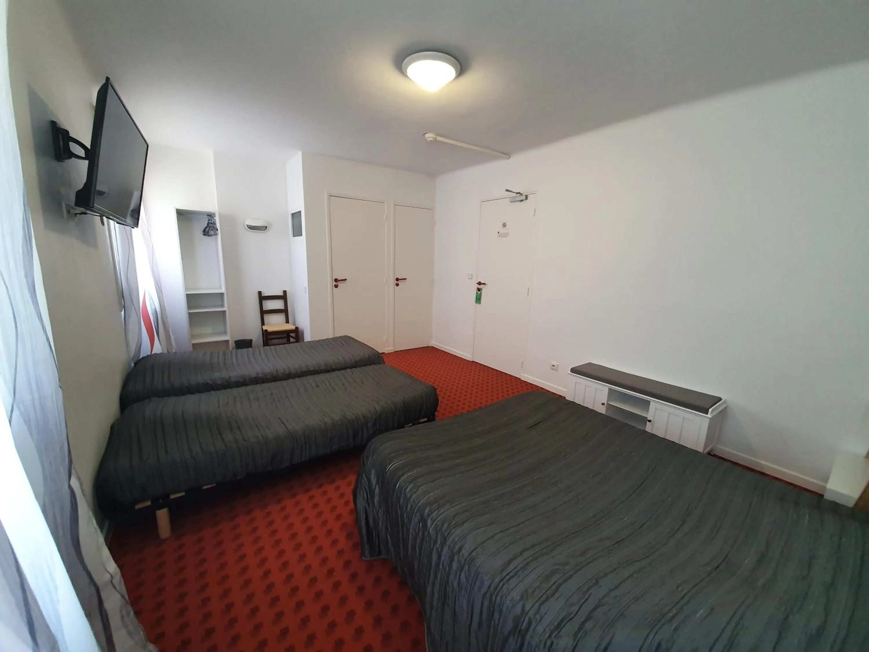 Toilet, Bed in Hotel De La Poste