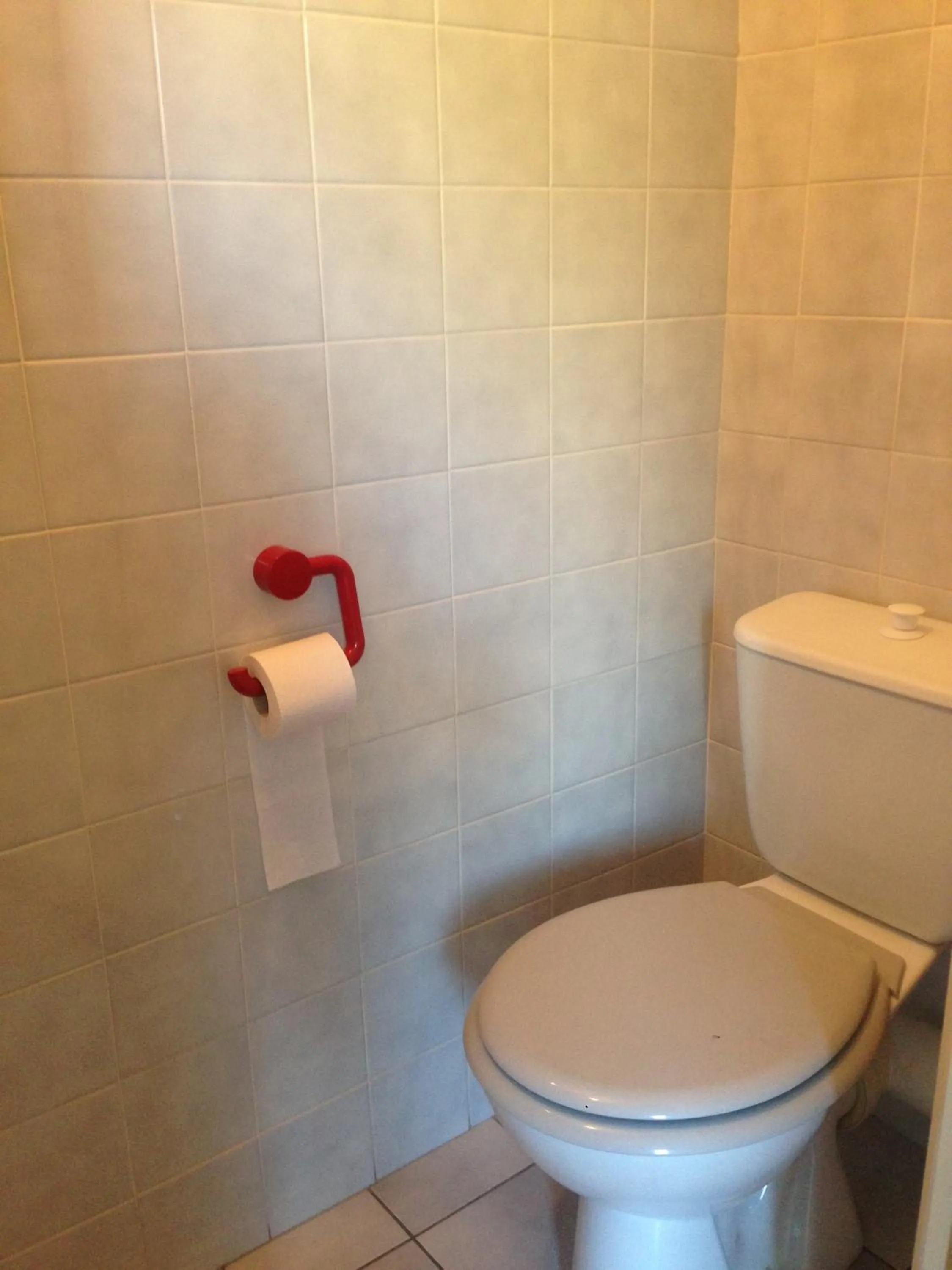 Toilet in Hotel De La Poste