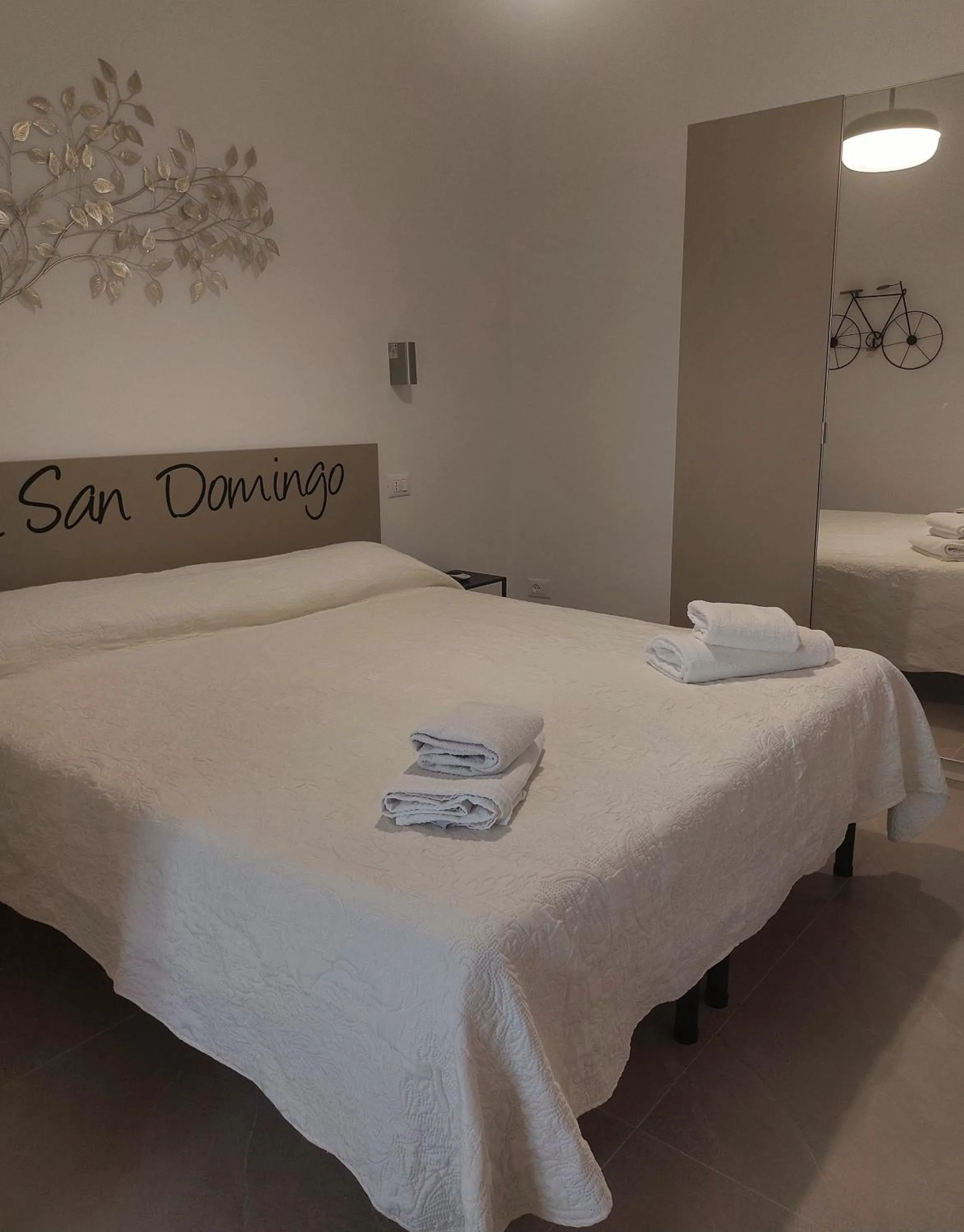 Bed in Hotel San Domingo