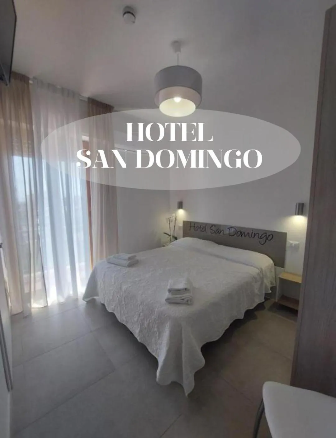 Bed in Hotel San Domingo
