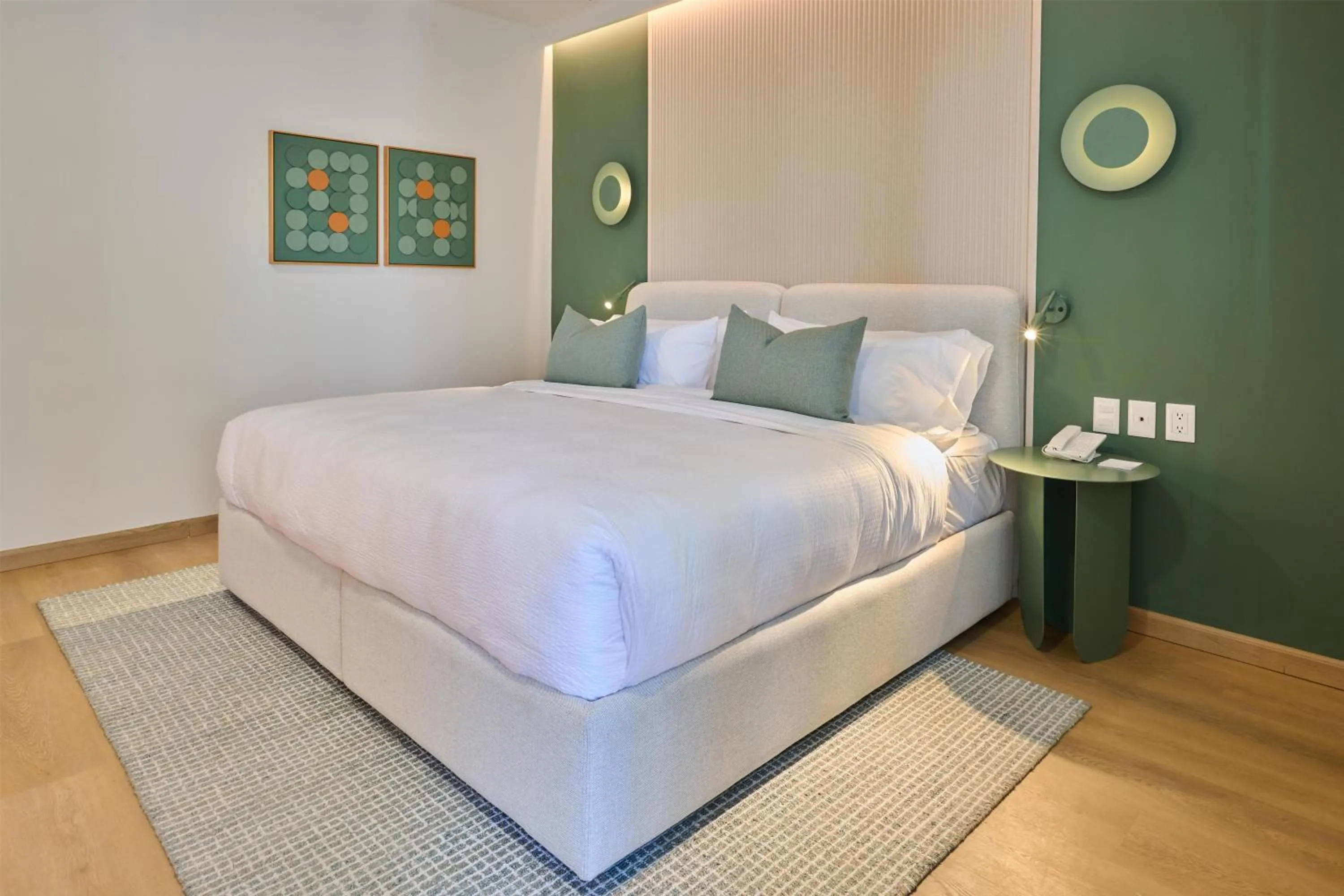 Bedroom, Bed in WorldHotels Acueducto Guadalajara