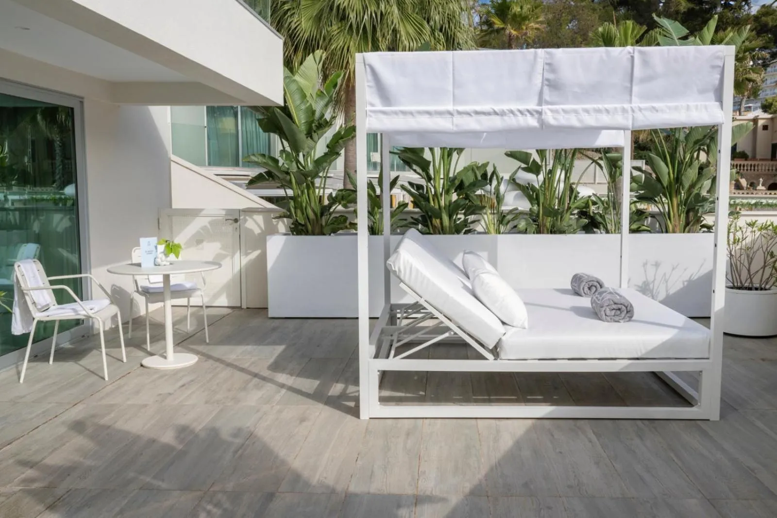 Patio in The Donna Portals