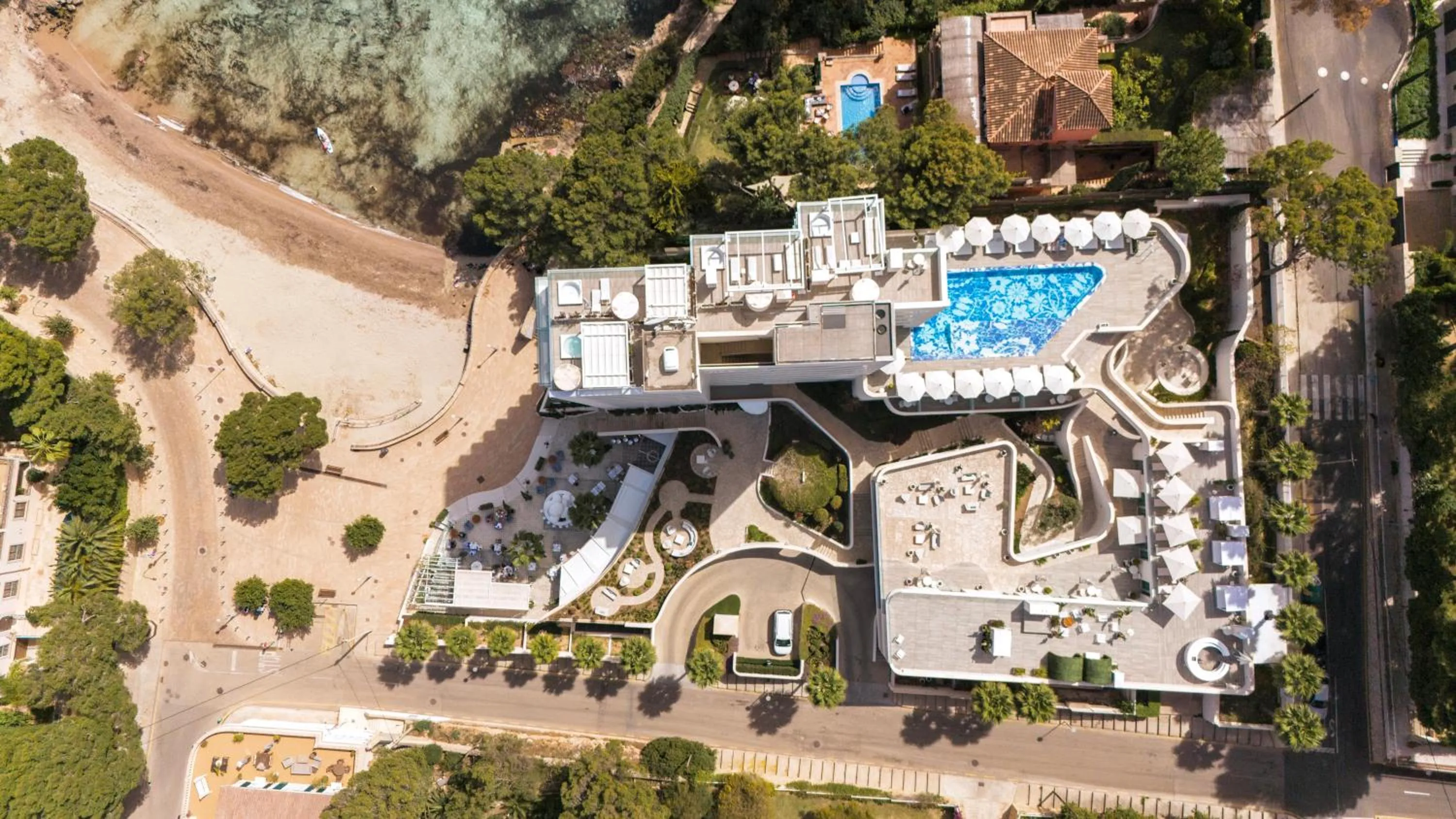 Bird's eye view in The Donna Portals