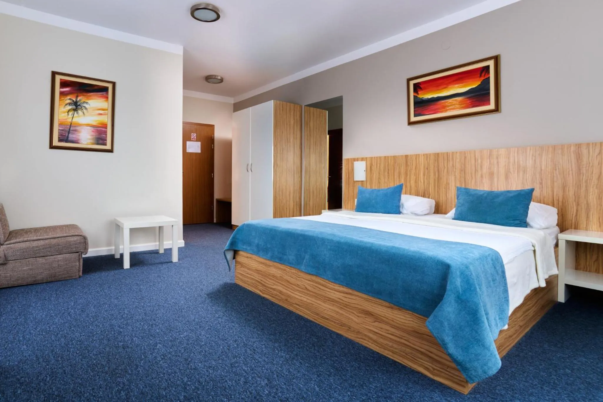 Bed in Hotel Phoenix