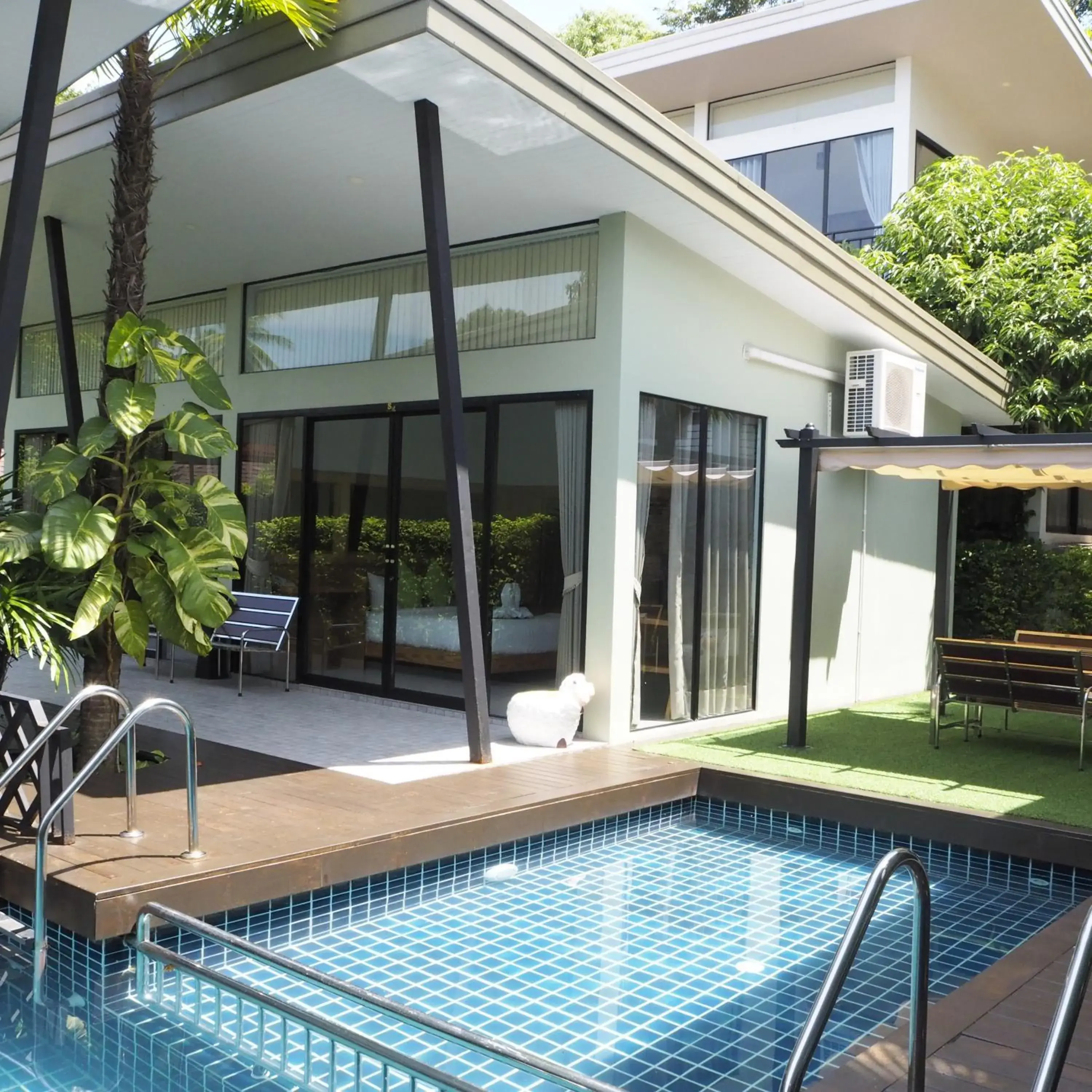 Deluxe Room With Pool Access in Jasmine Resort And Spa Deluxe Room With Pool Access in Jasmine Resort And Spa