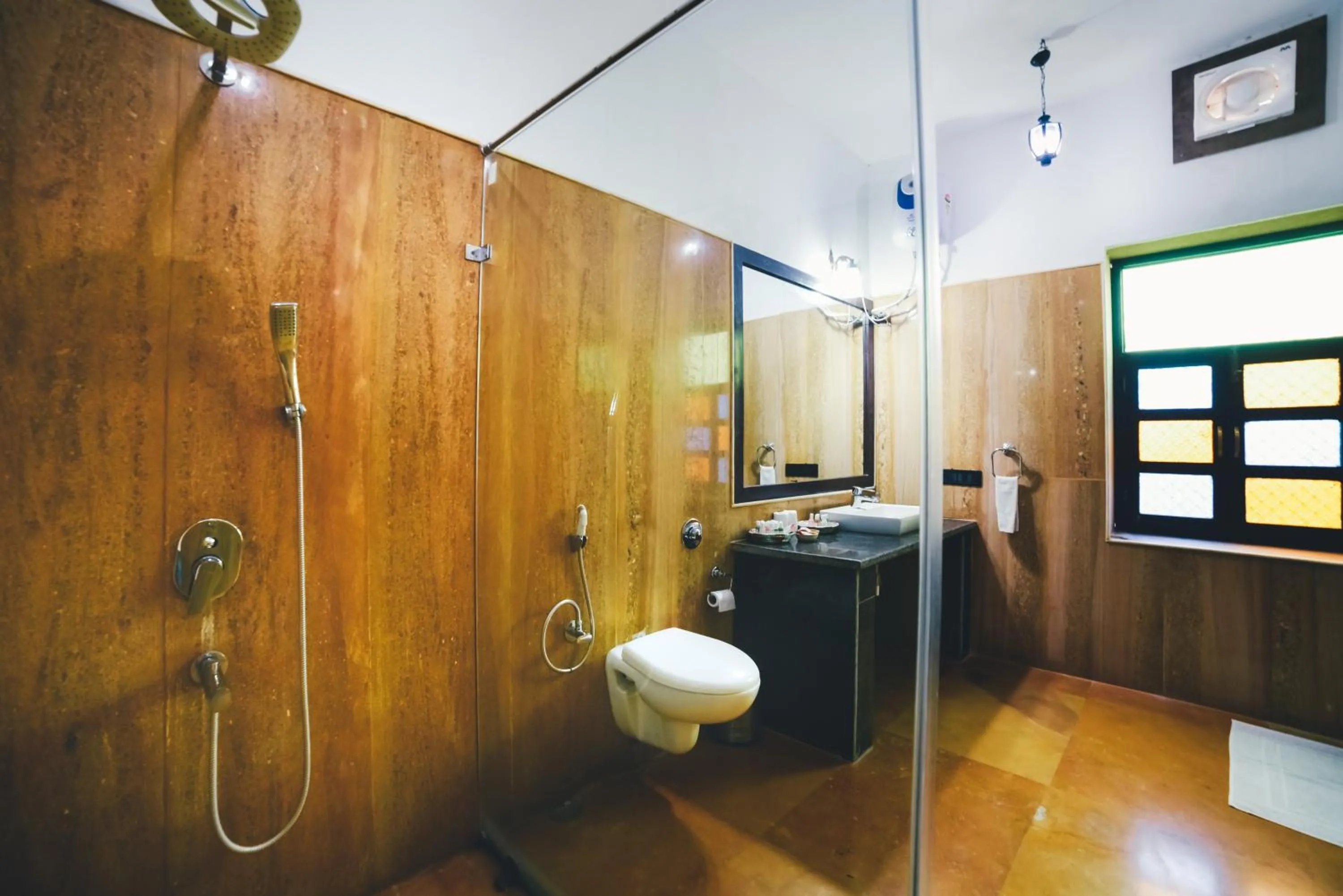 Bathroom in Hotel Heritage House