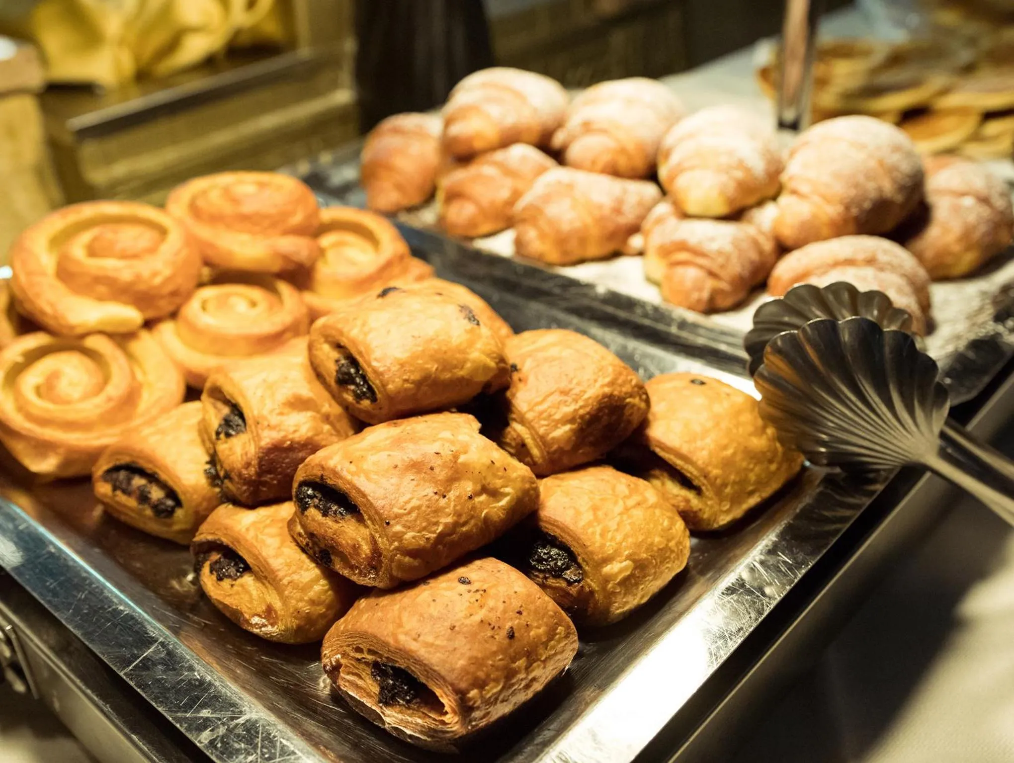 Buffet breakfast in Gardaland Adventure Hotel