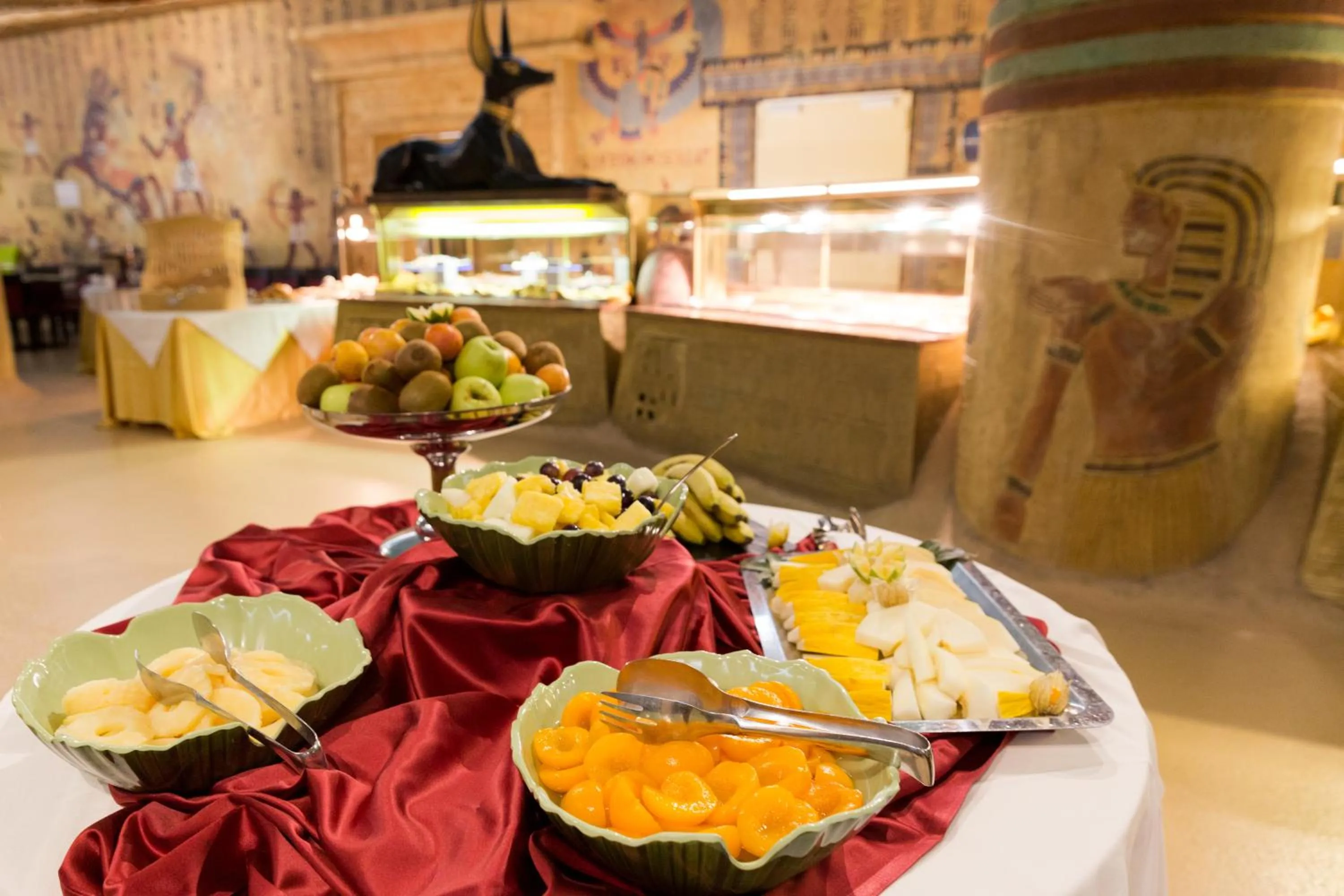 Food in Gardaland Adventure Hotel