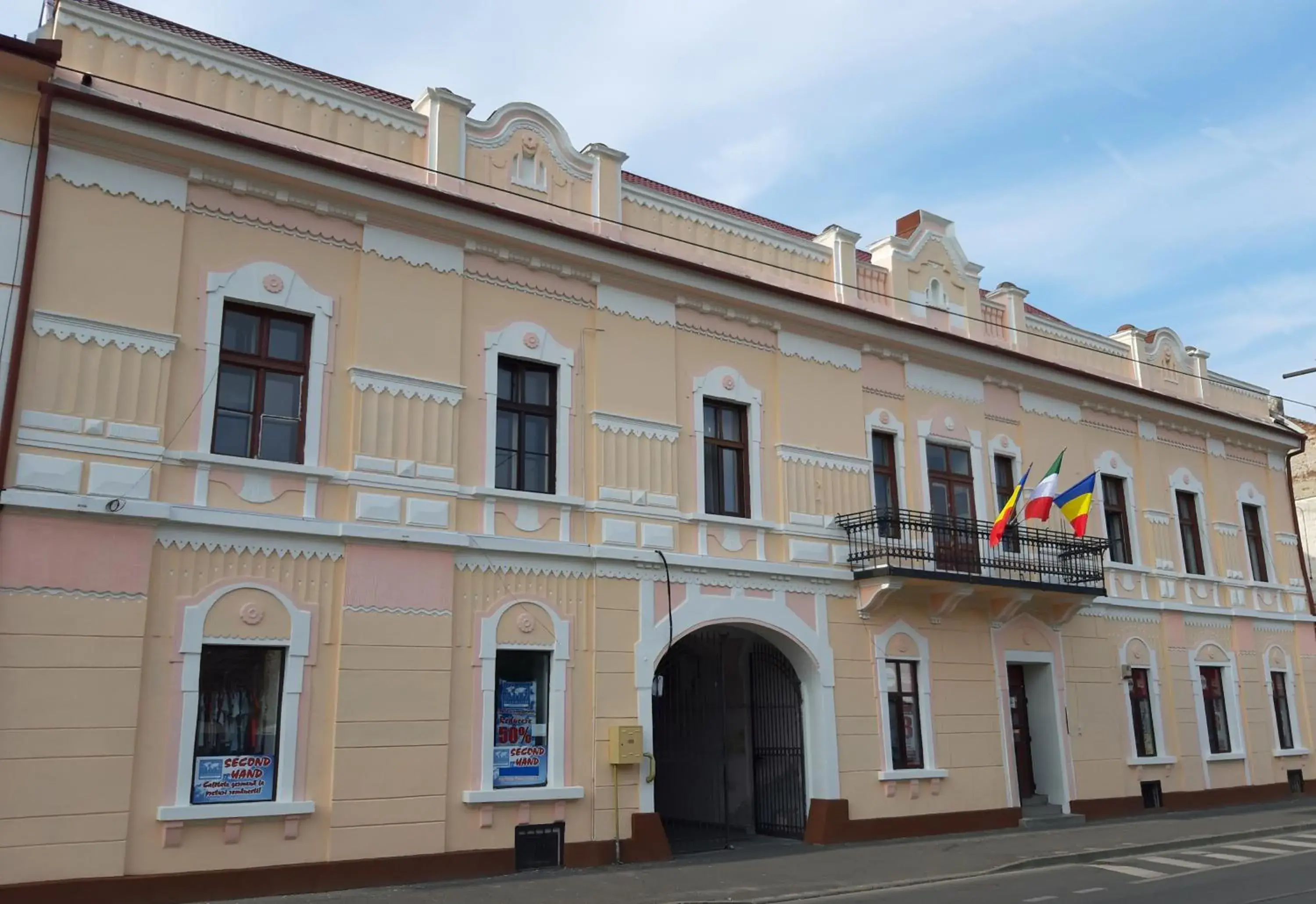 BOUL ROSU RESIDENCE free private parking BOUL ROSU RESIDENCE free private parking