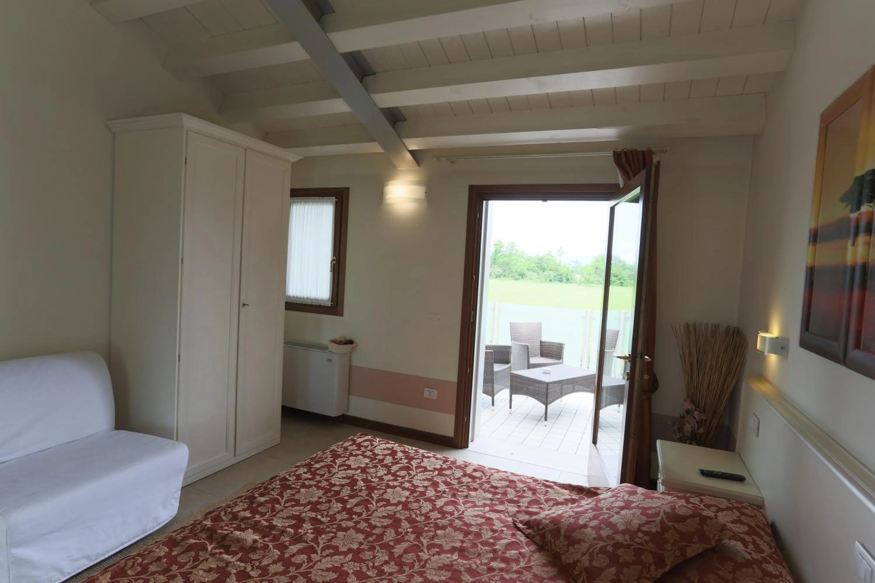 Patio, Bed in Sweet Home