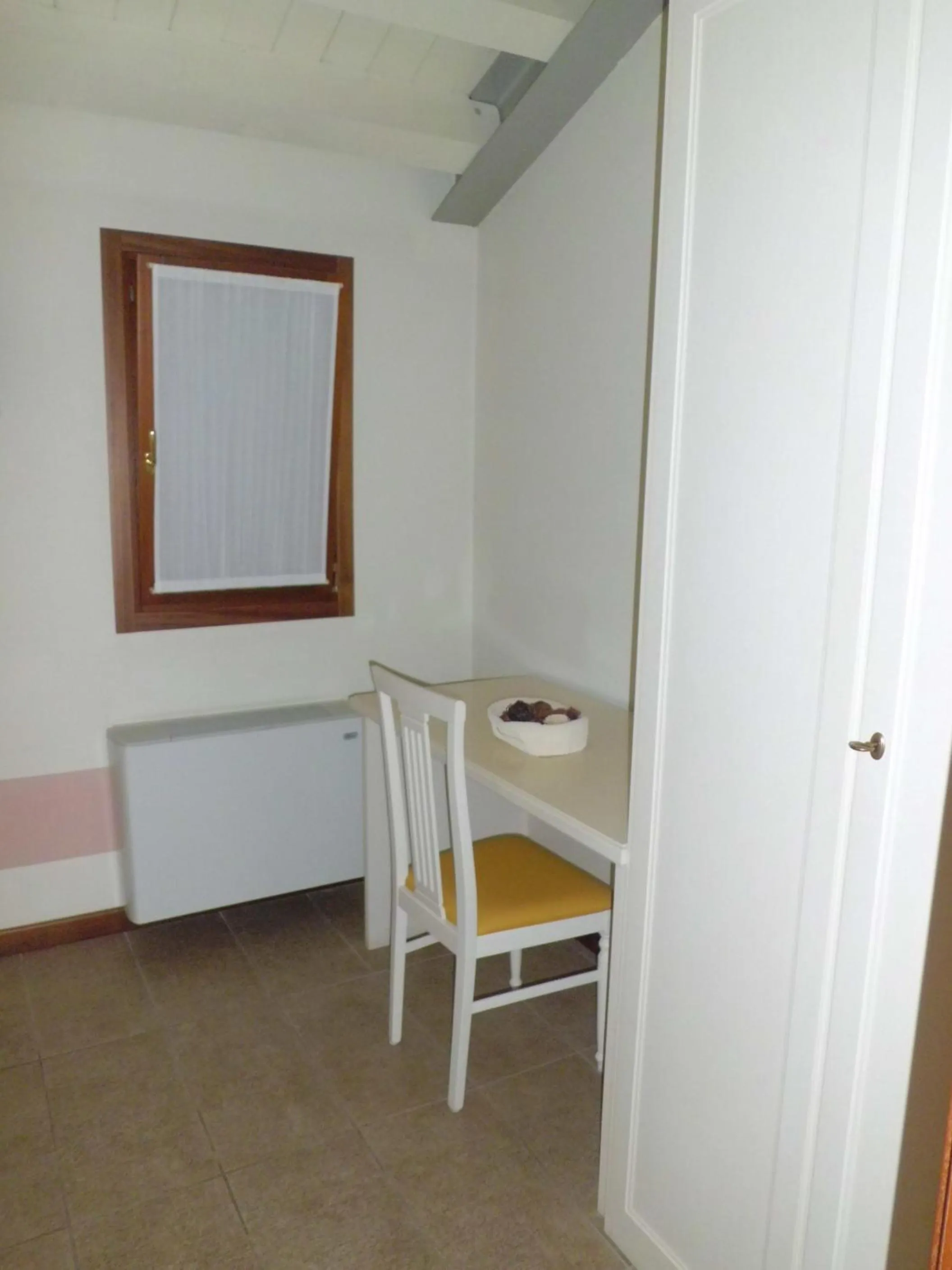 Seating area in Sweet Home