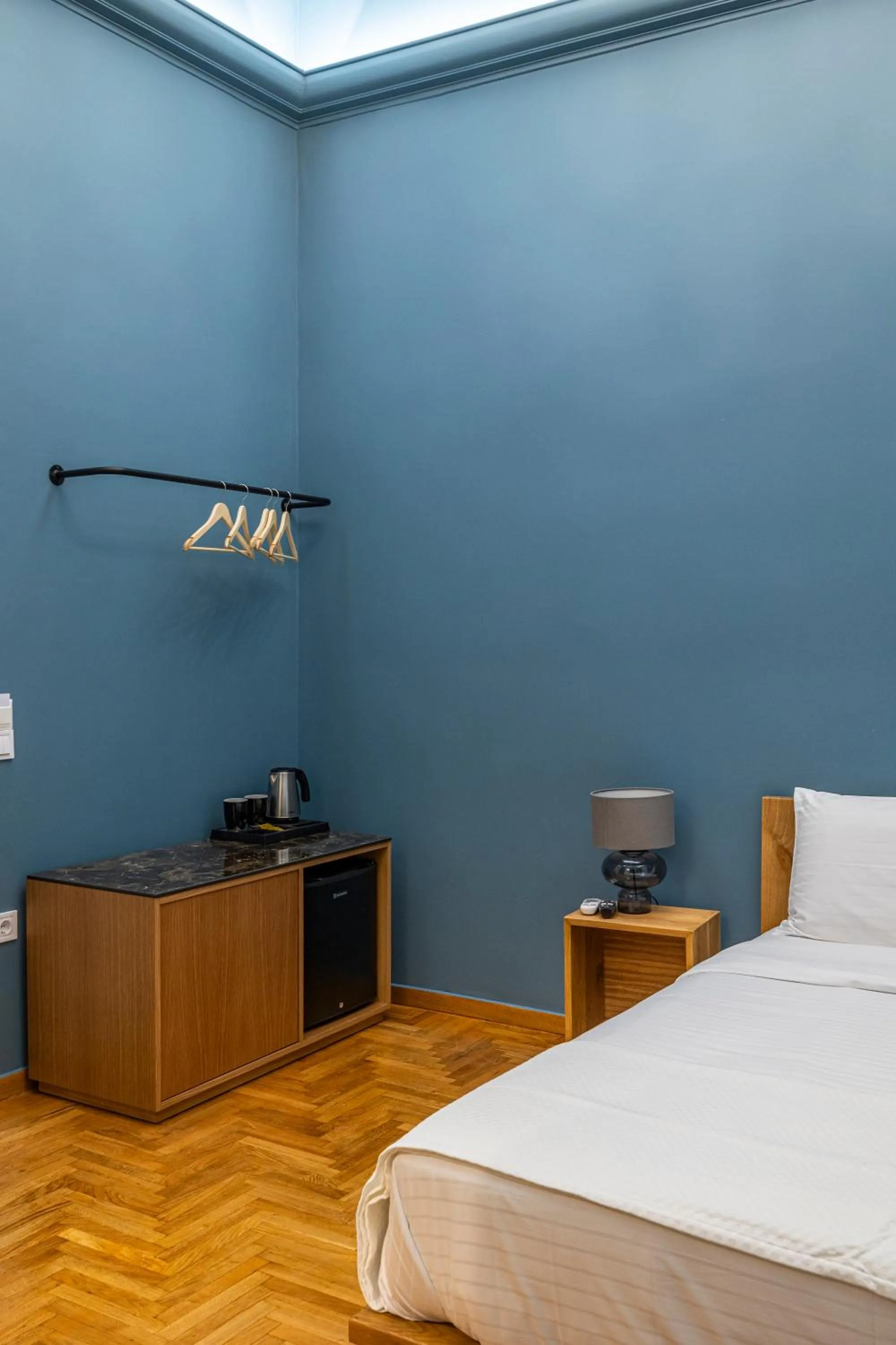 Coffee/tea facilities, Bed in Iliotropio Athens, Thisio