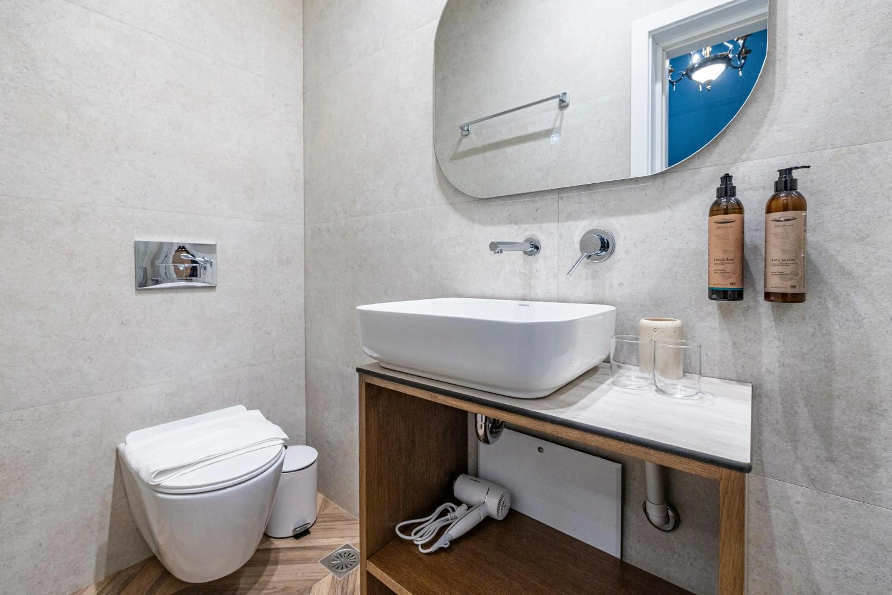 Bathroom in Iliotropio Athens, Thisio