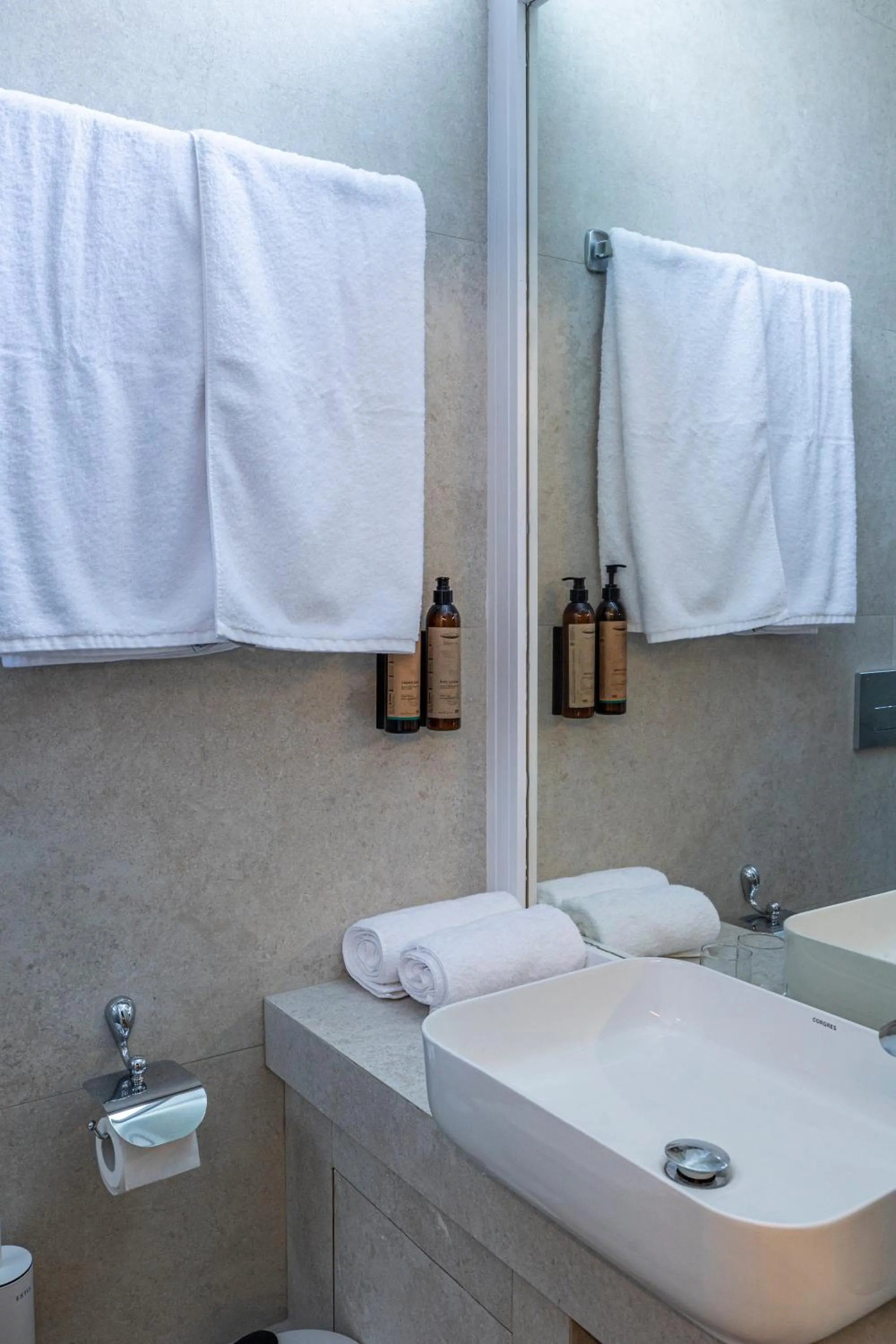 Bathroom in Iliotropio Athens, Thisio