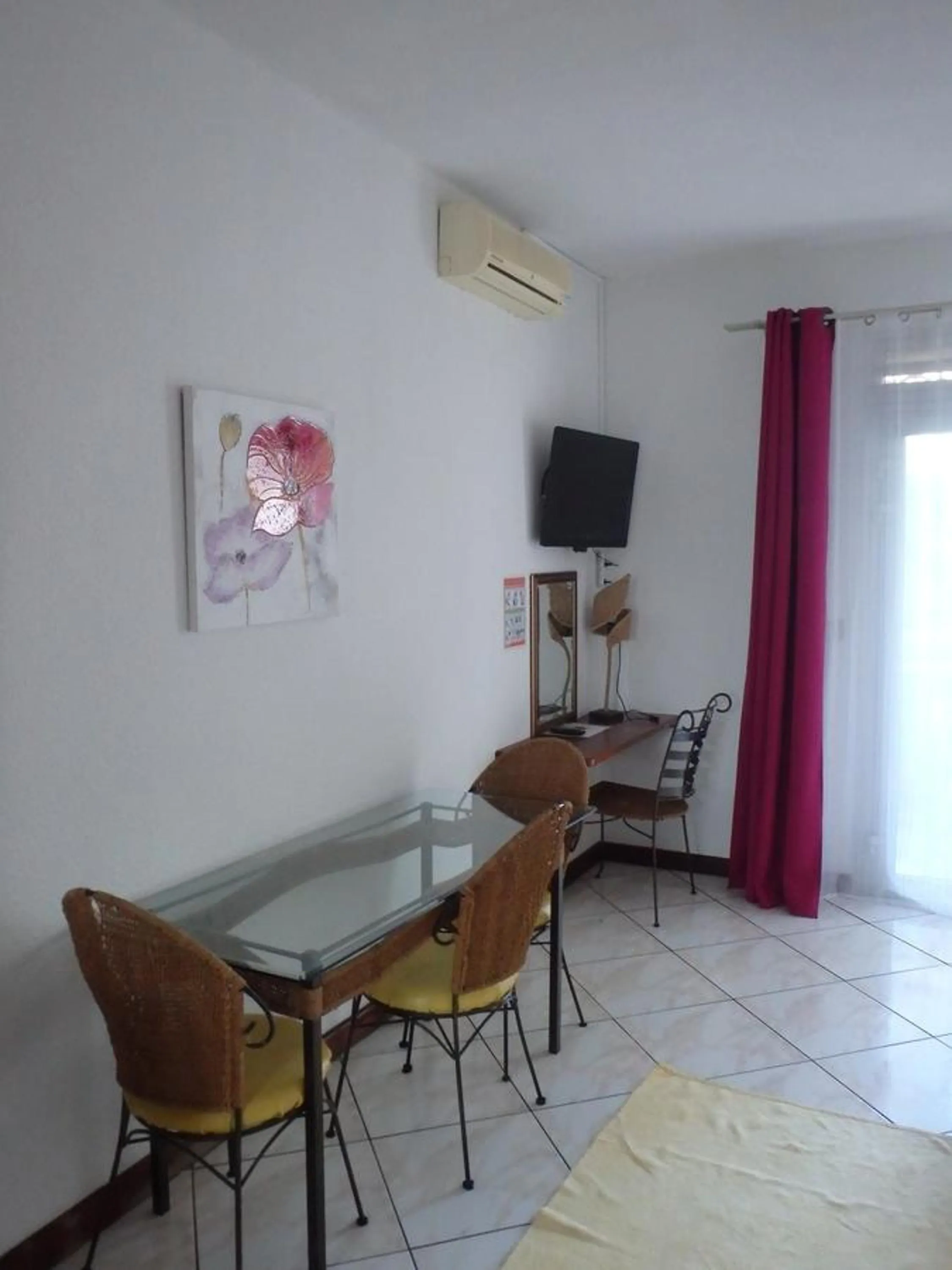 Bed in Résidence Le Phoenix