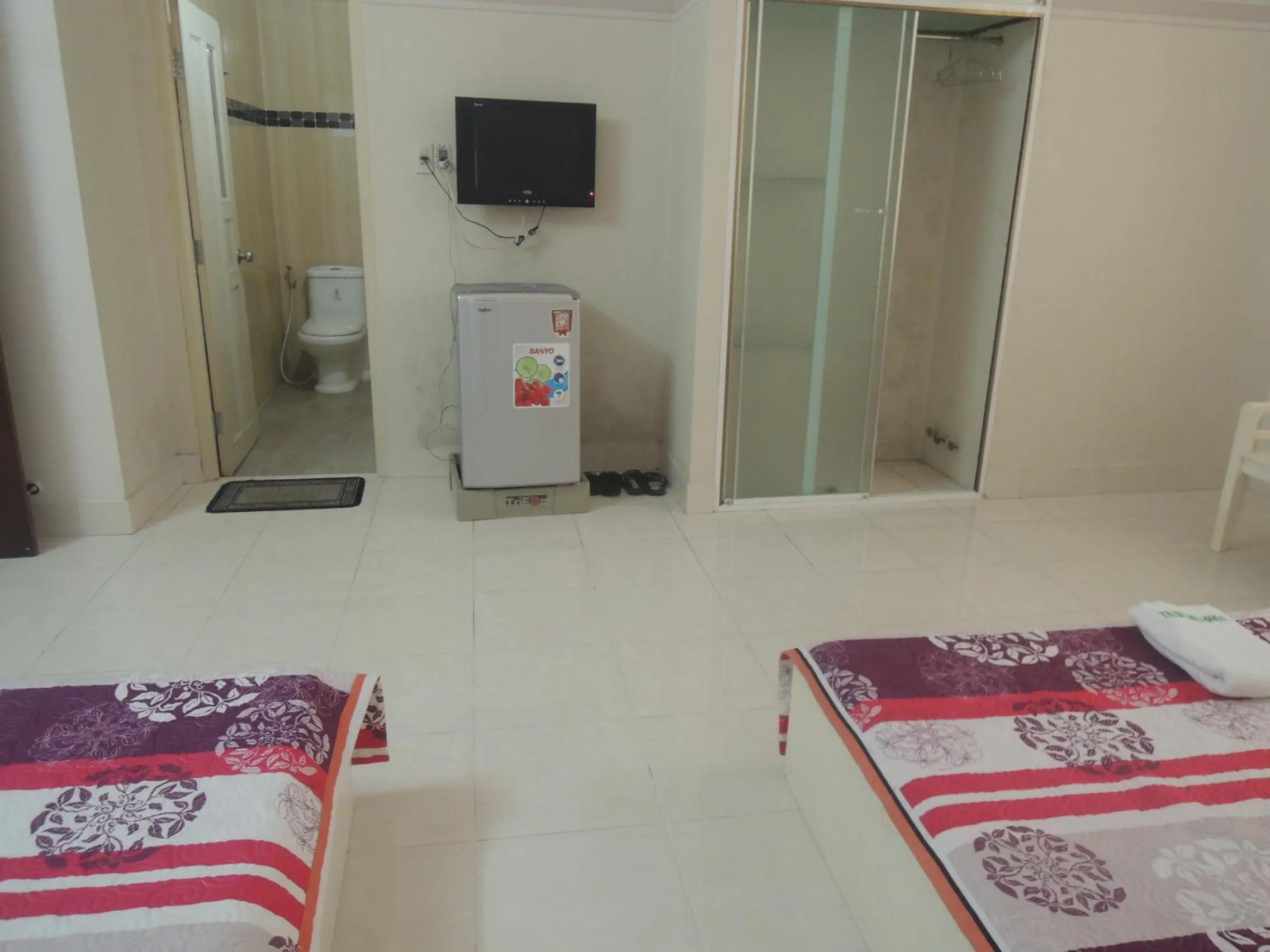 Area and facilities, Bed in Thanh Cong Hotel