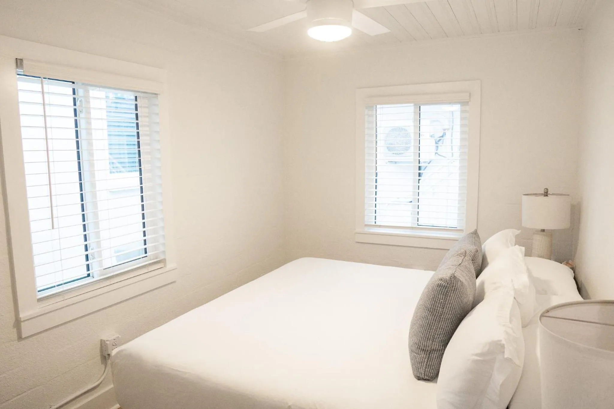 Bedroom, Bed in The Molloy - A Boutique Beach Resort