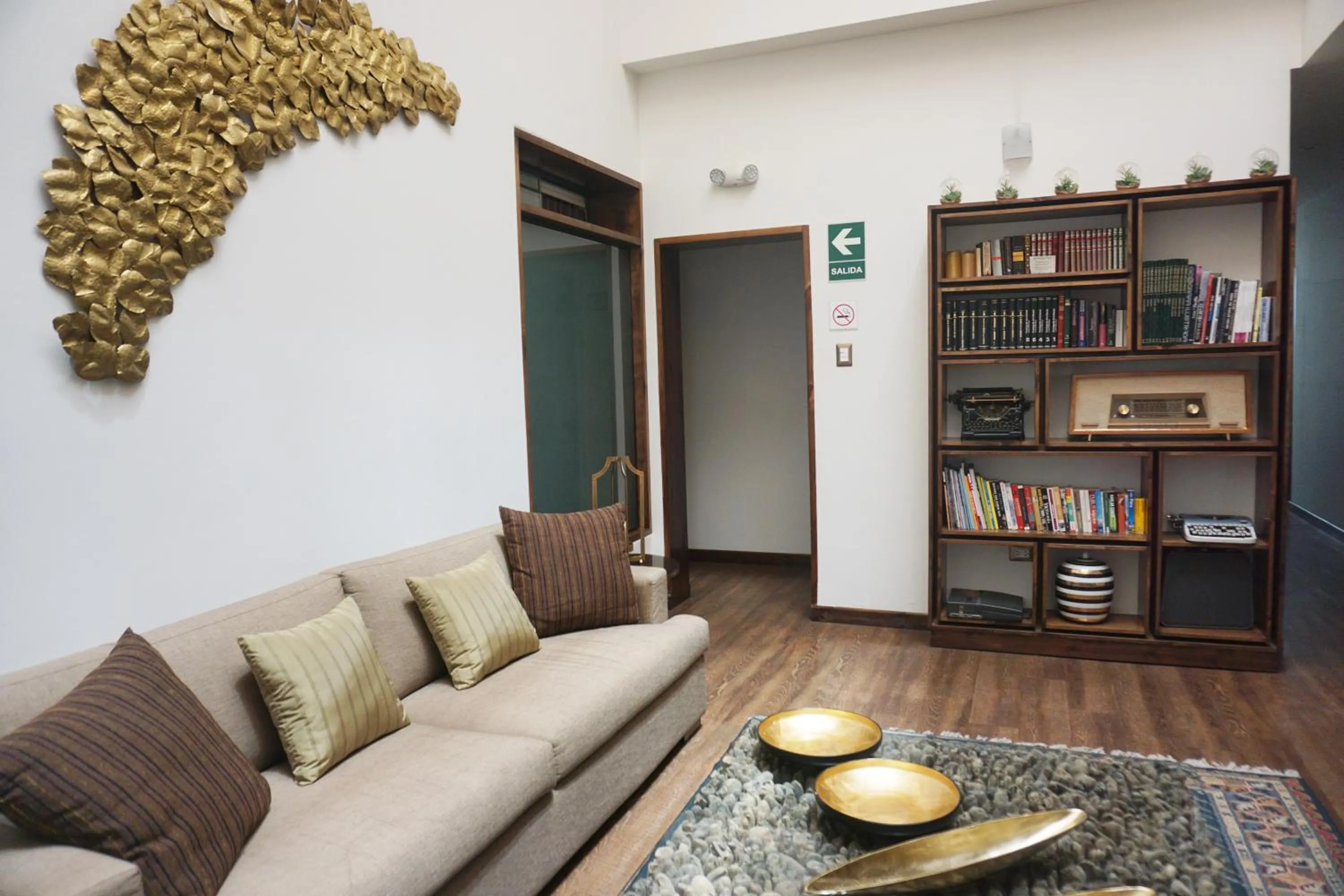 Living room in Casa Esmeralda by Katari