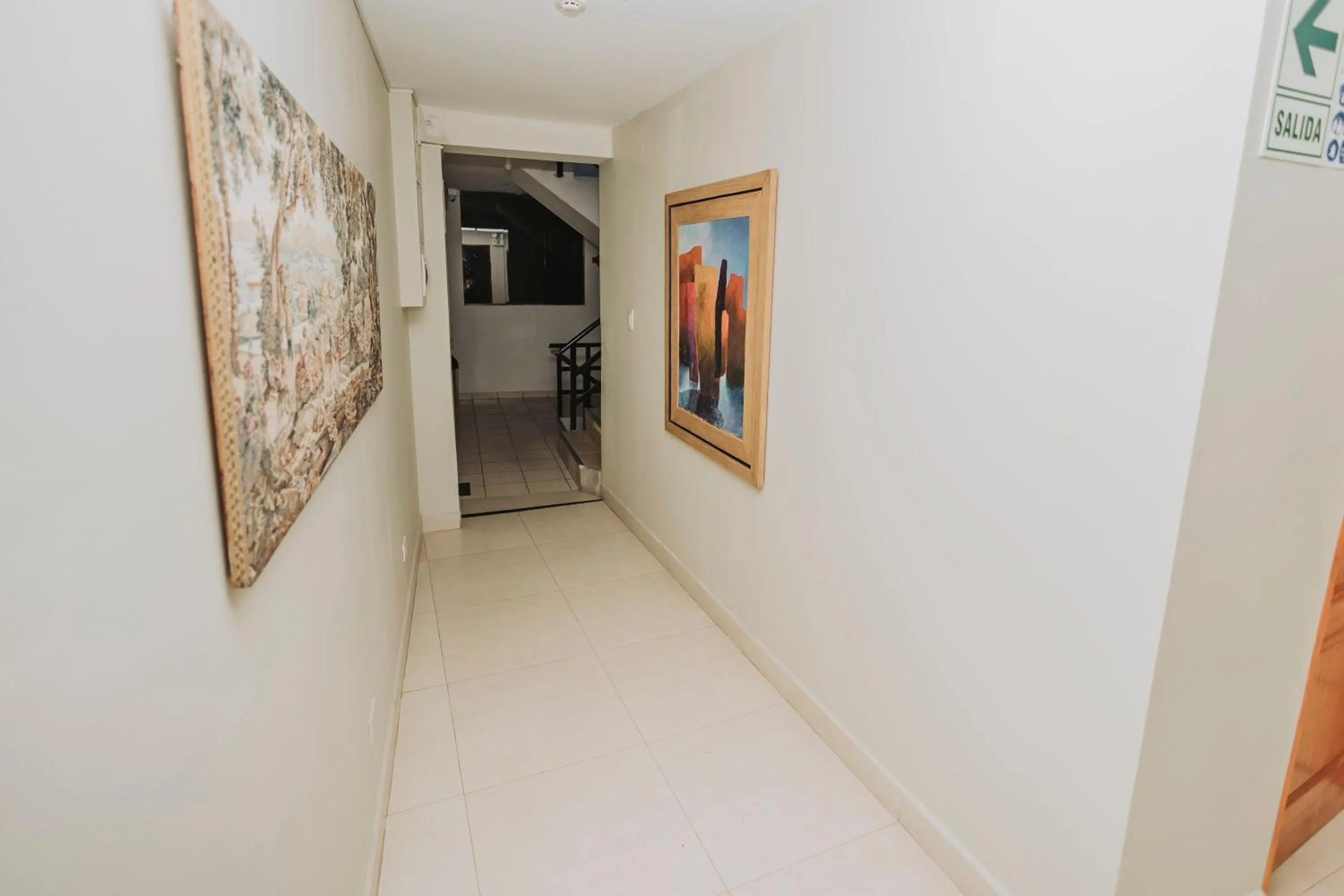 Business facilities in Hotel Los Reyes