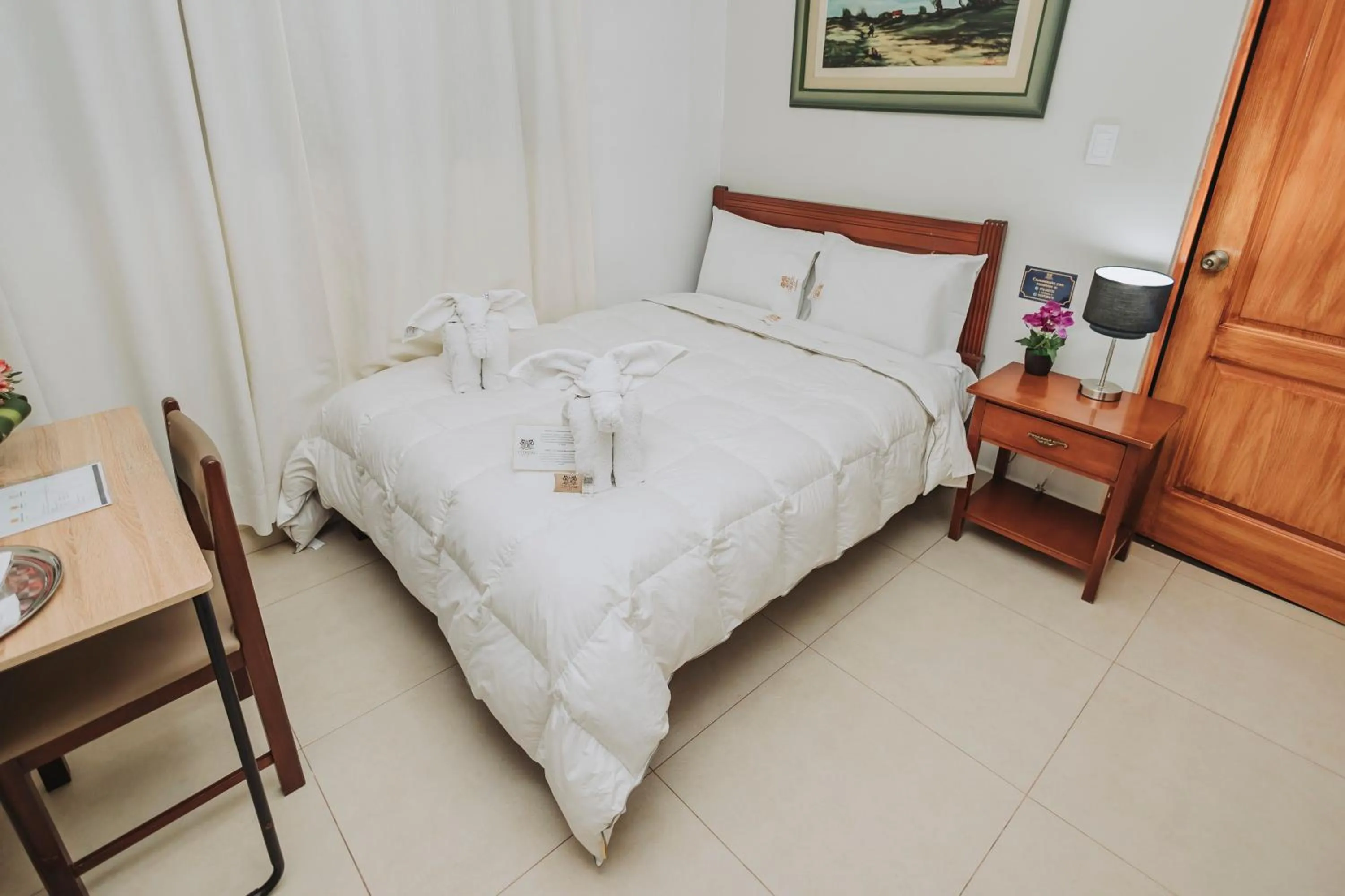 Bed in Hotel Los Reyes