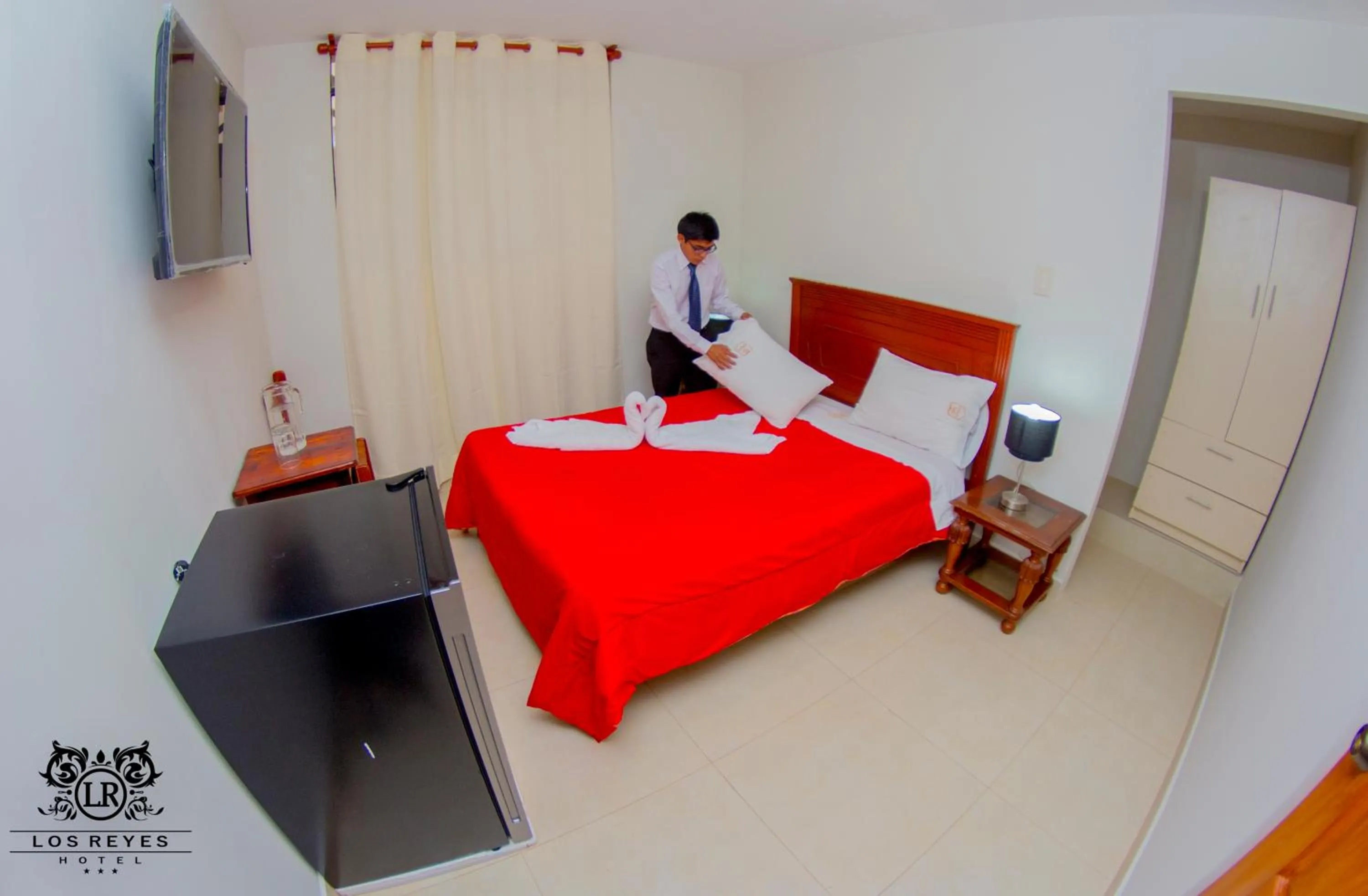 Staff, Bed in Hotel Los Reyes