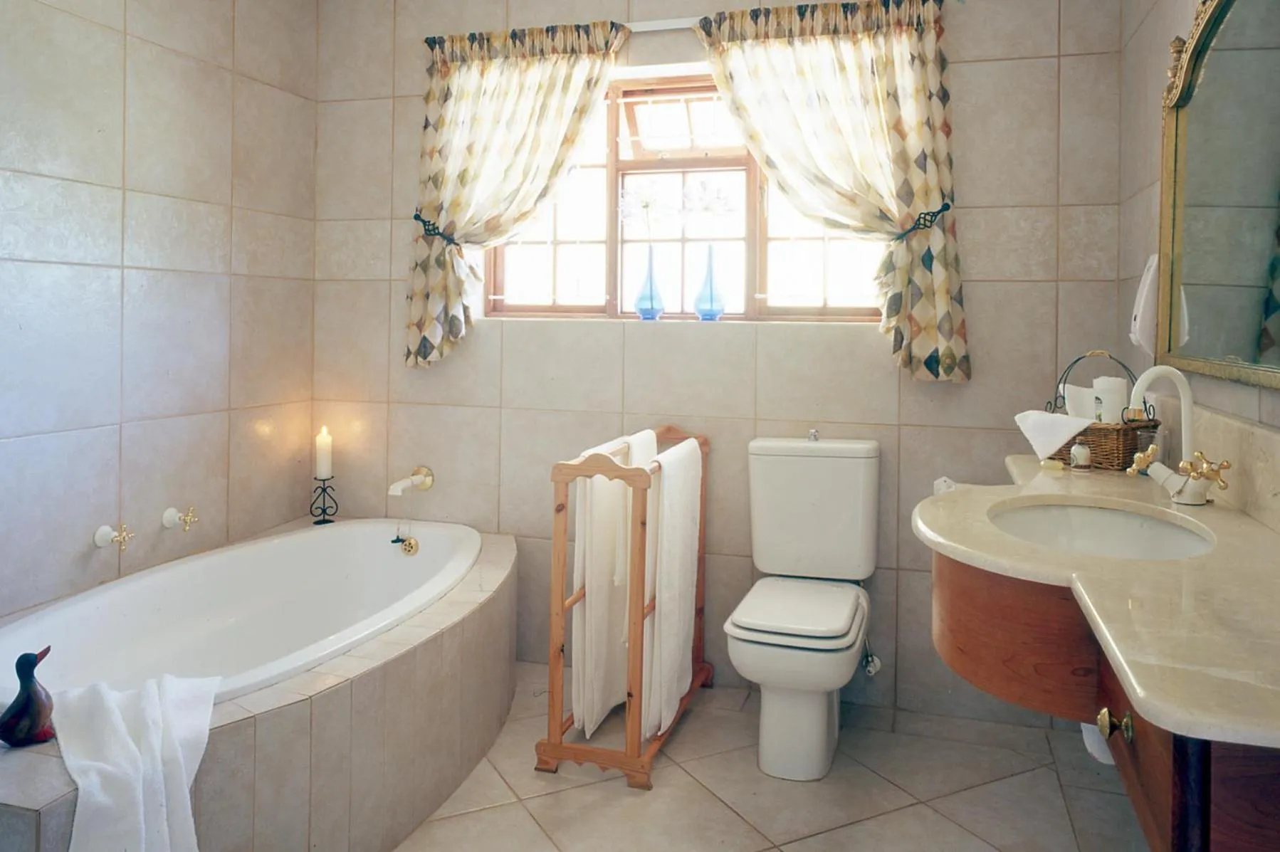 Day in Milkwood Lodge