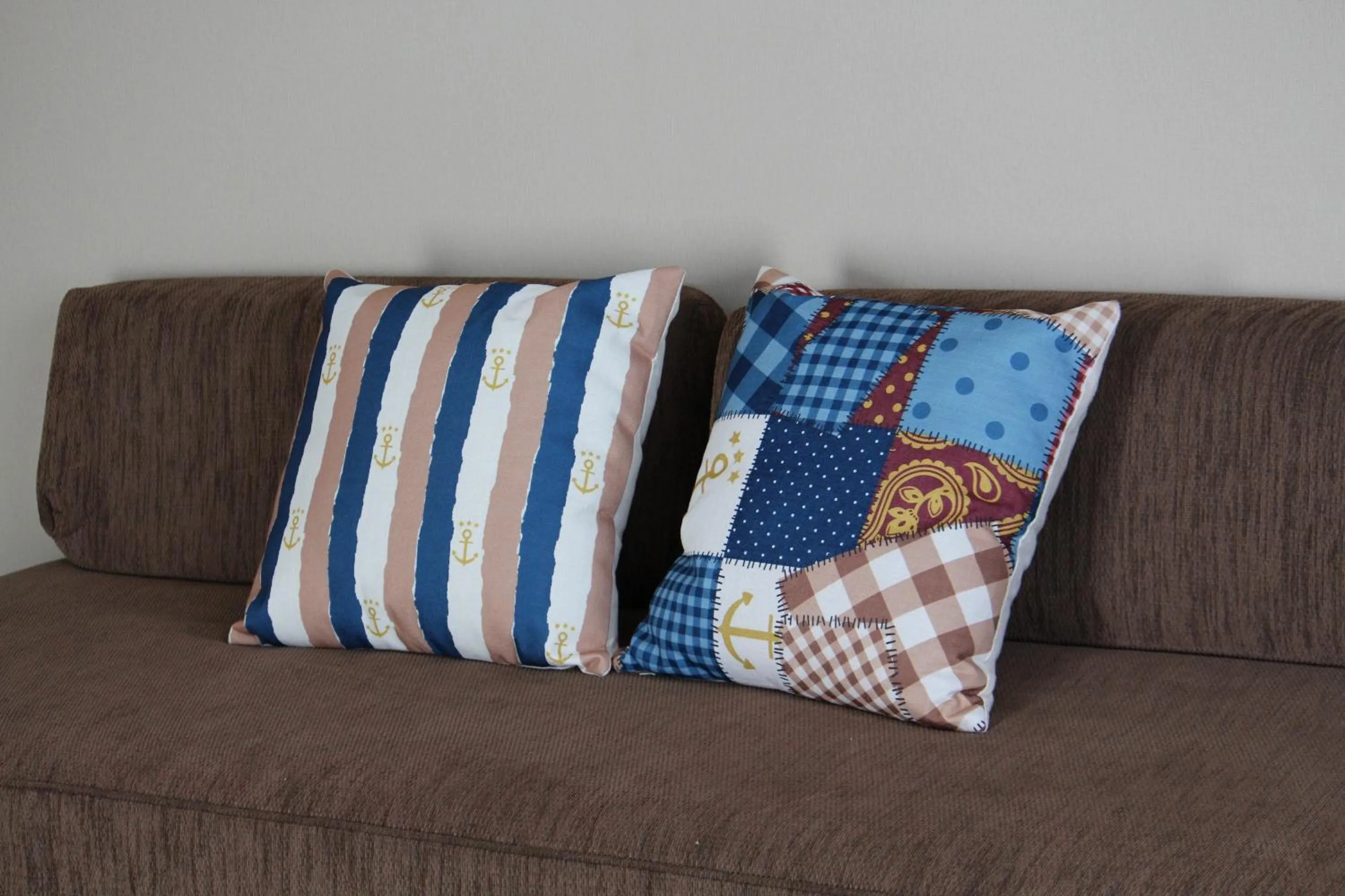 Seating area in Coromandel Cottages