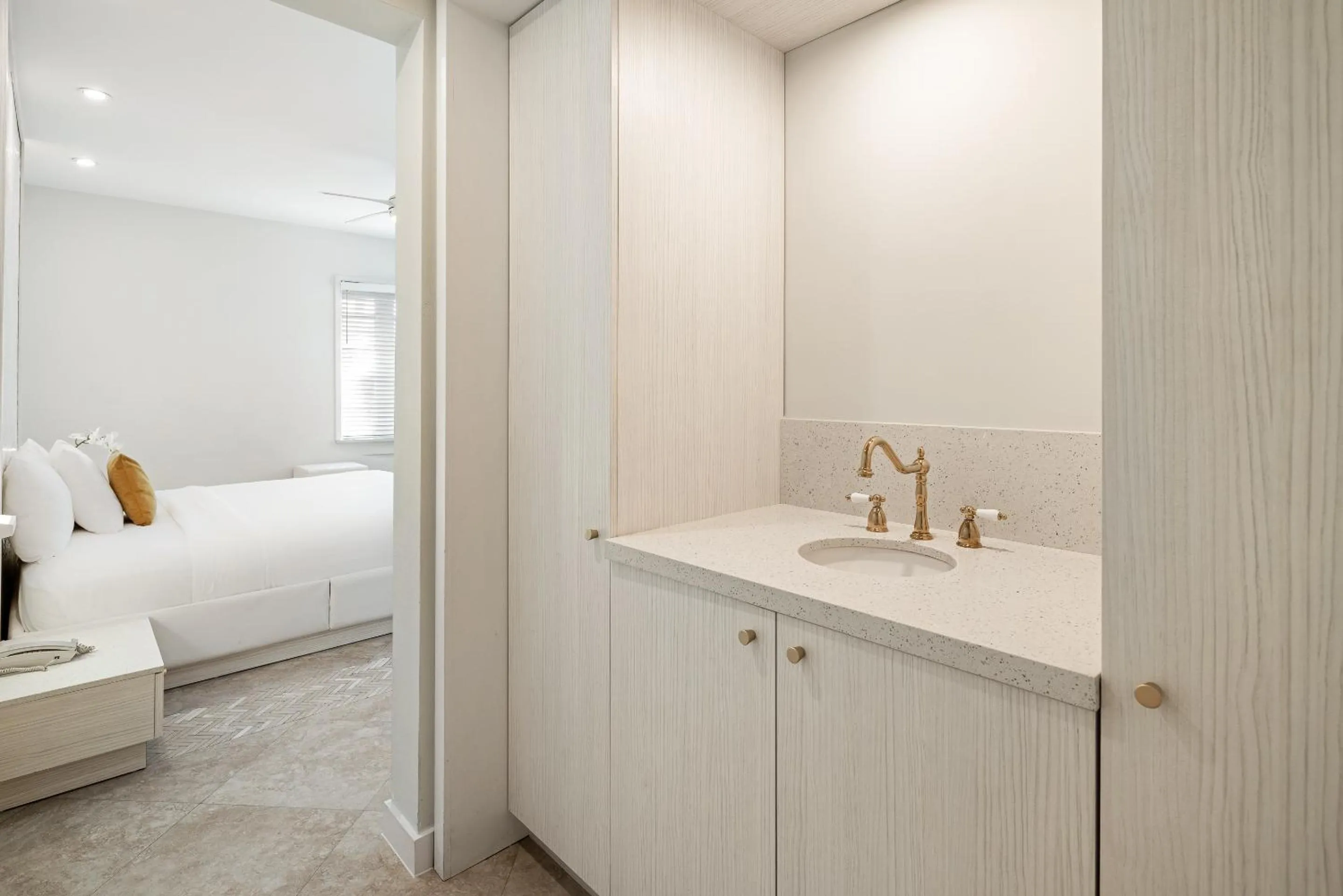 Bedroom, Bed in Cardozo Hotel