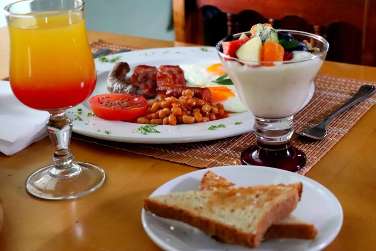 Breakfast in Adley House