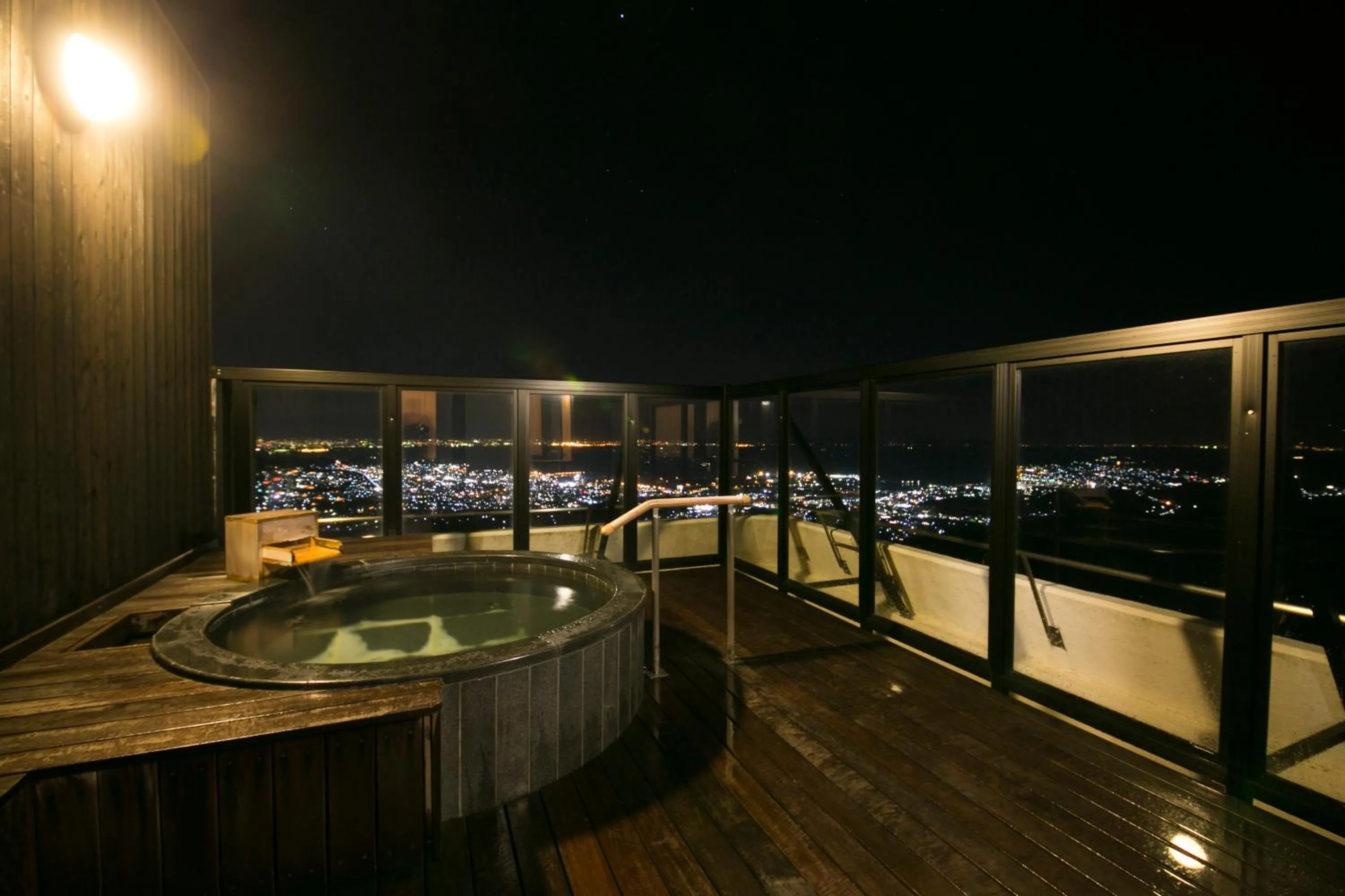 Open Air Bath in Tennomaru