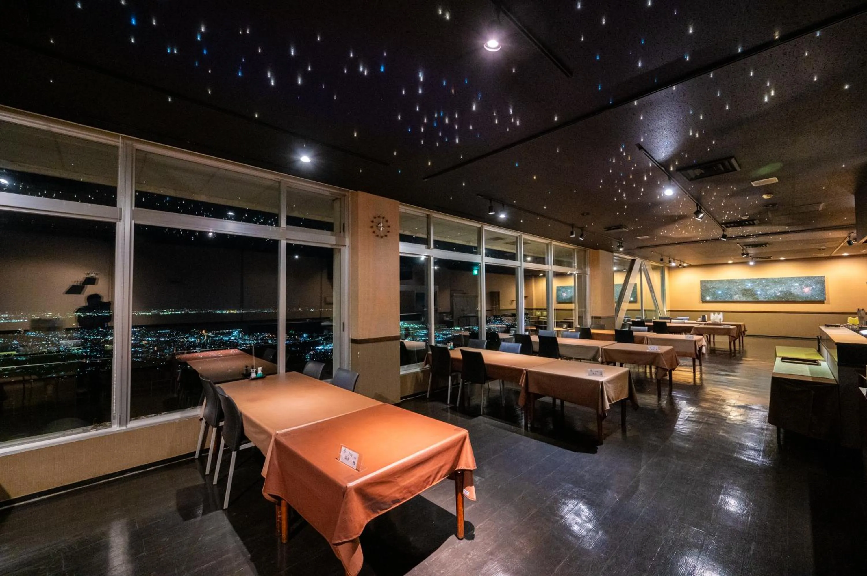 Restaurant/places to eat in Tennomaru