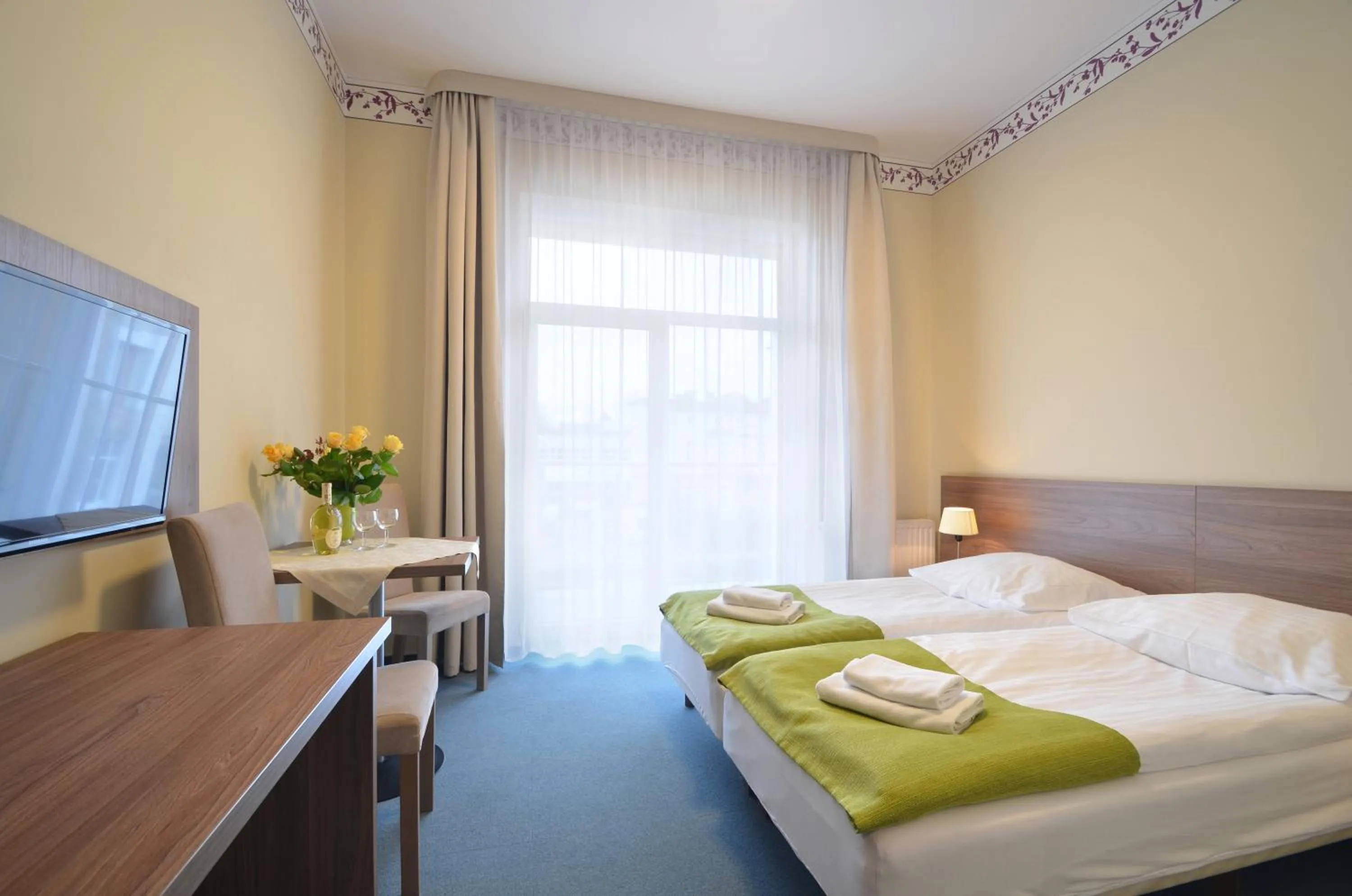 Photo of the whole room, Bed in Hotel Zorza