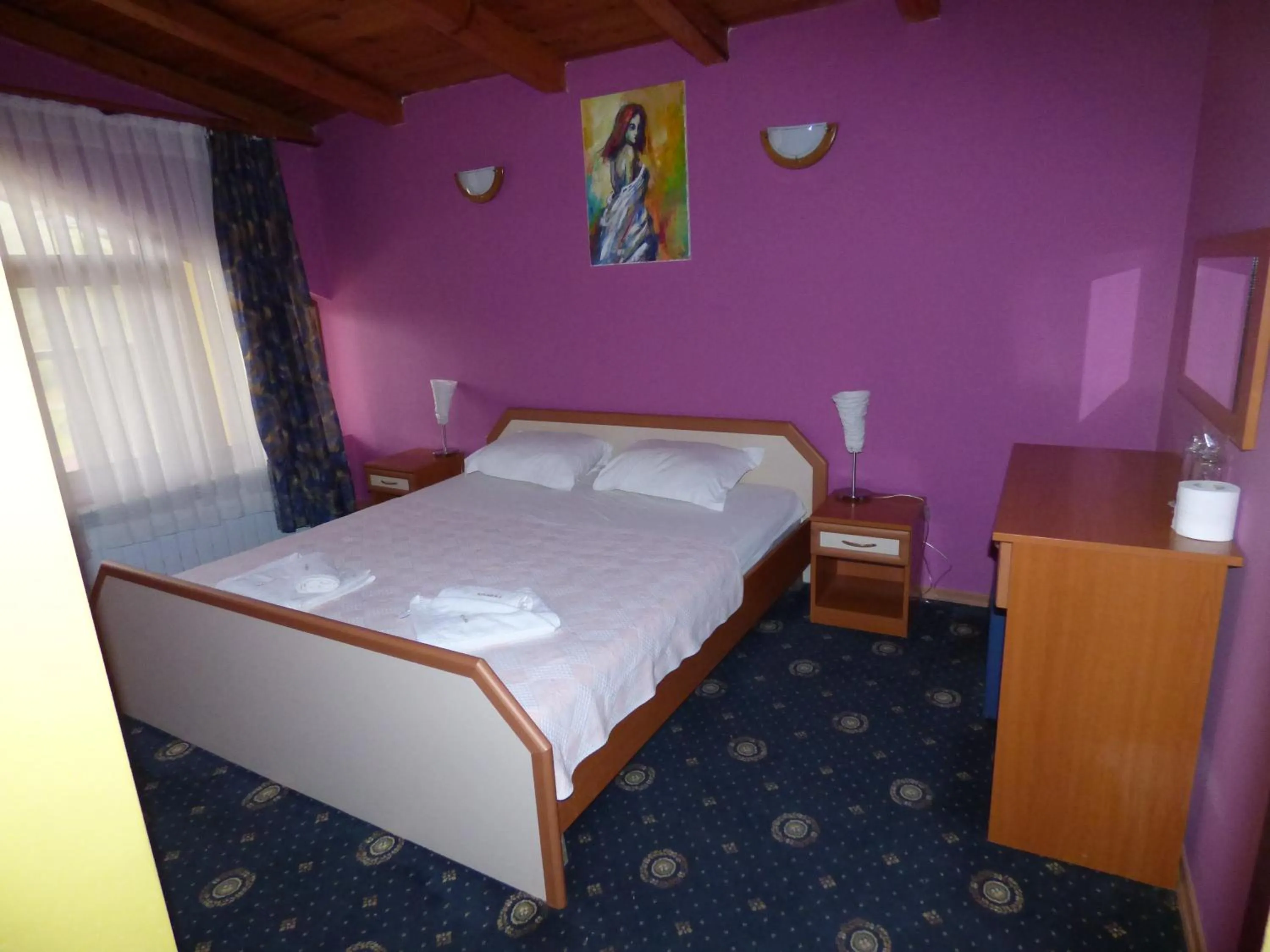 Bed in Kovanlika Hotel