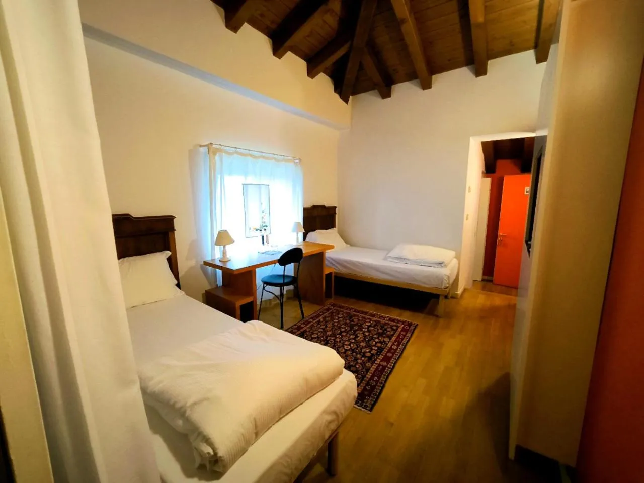 Bedroom, Bed in Villa Dragoni