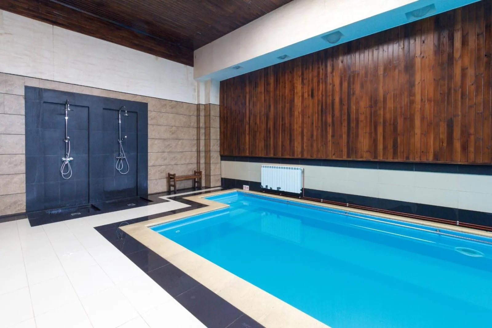 Spa and wellness centre/facilities in YMY HOTELS Târgu Jiu