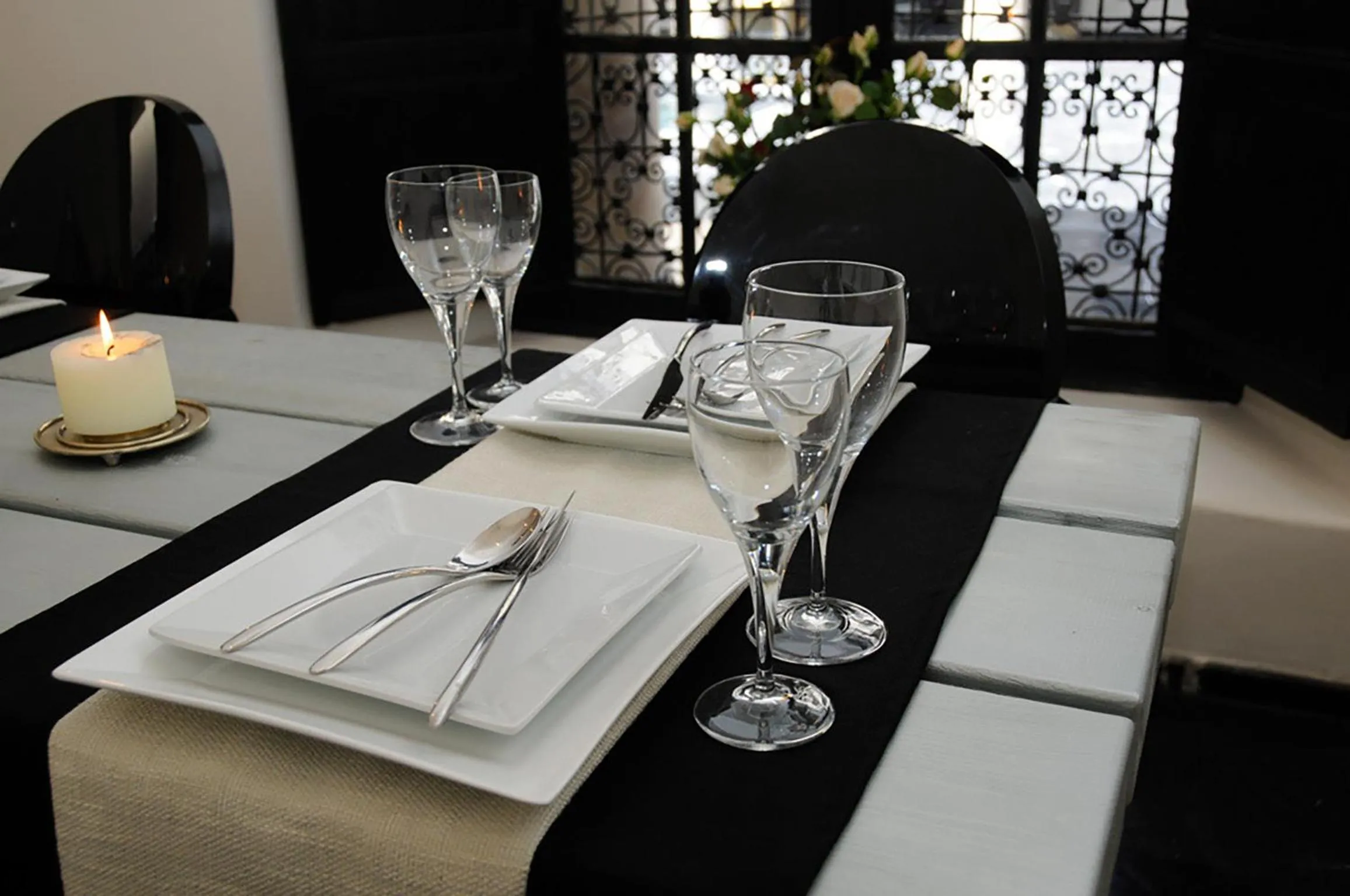 Restaurant/places to eat in Riad K