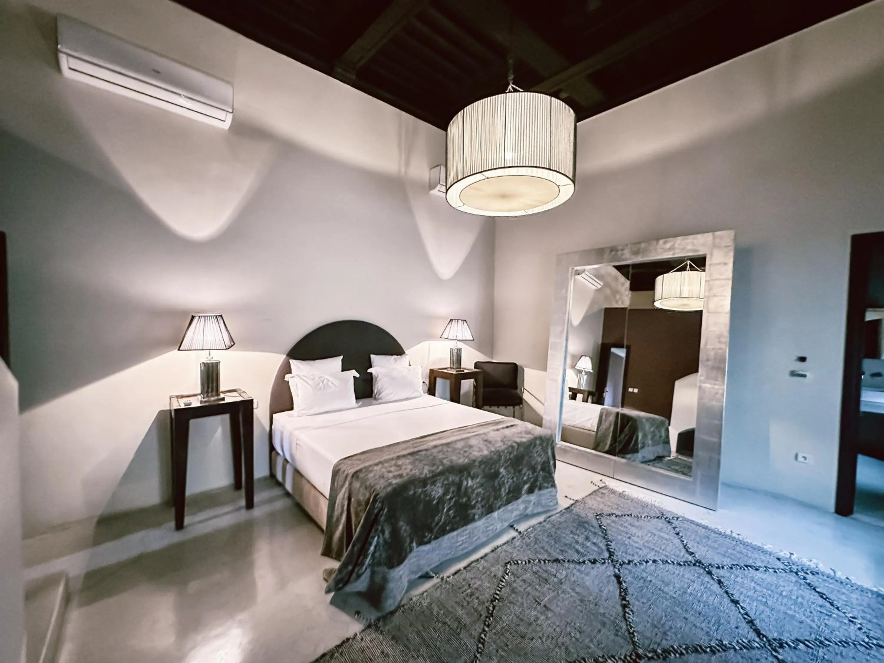 Photo of the whole room, Bed in Riad K