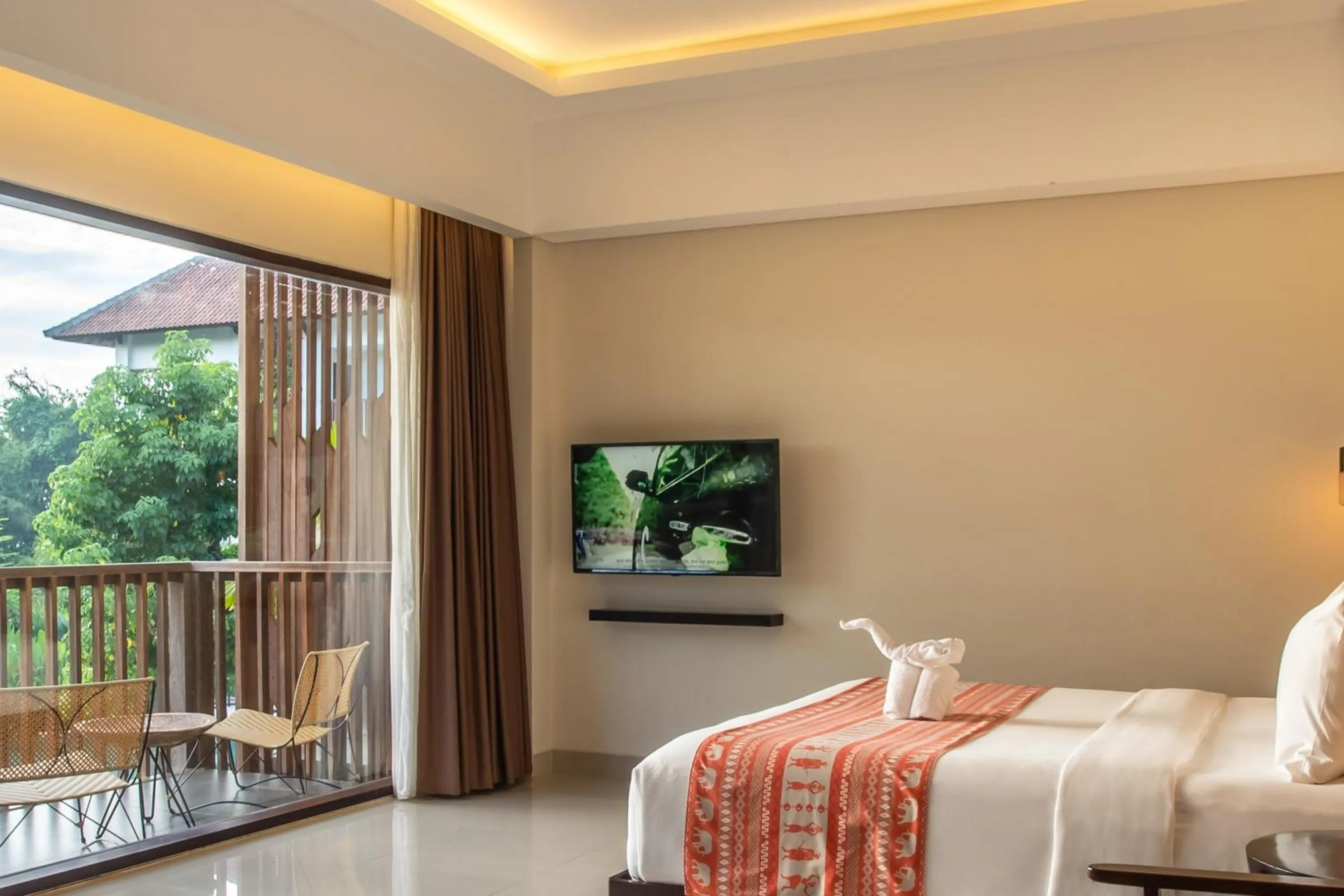 TV and multimedia, Bed in Sanctoo Suites & Villas