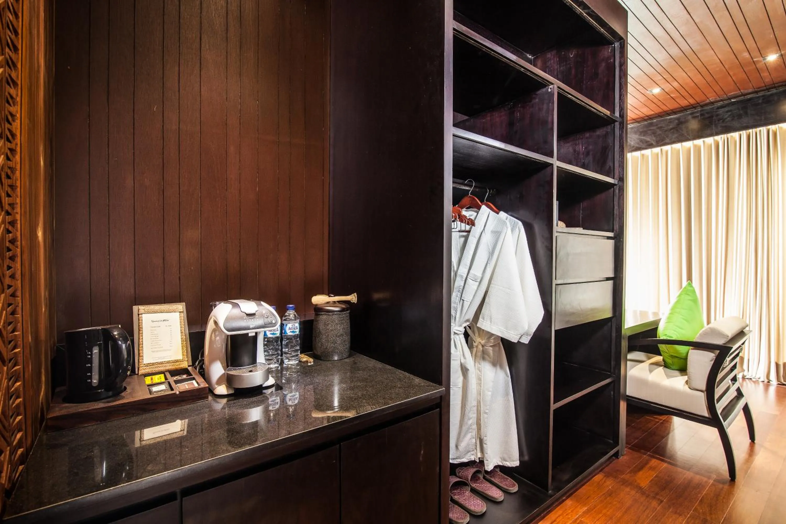 Decorative detail in Sanctoo Suites & Villas