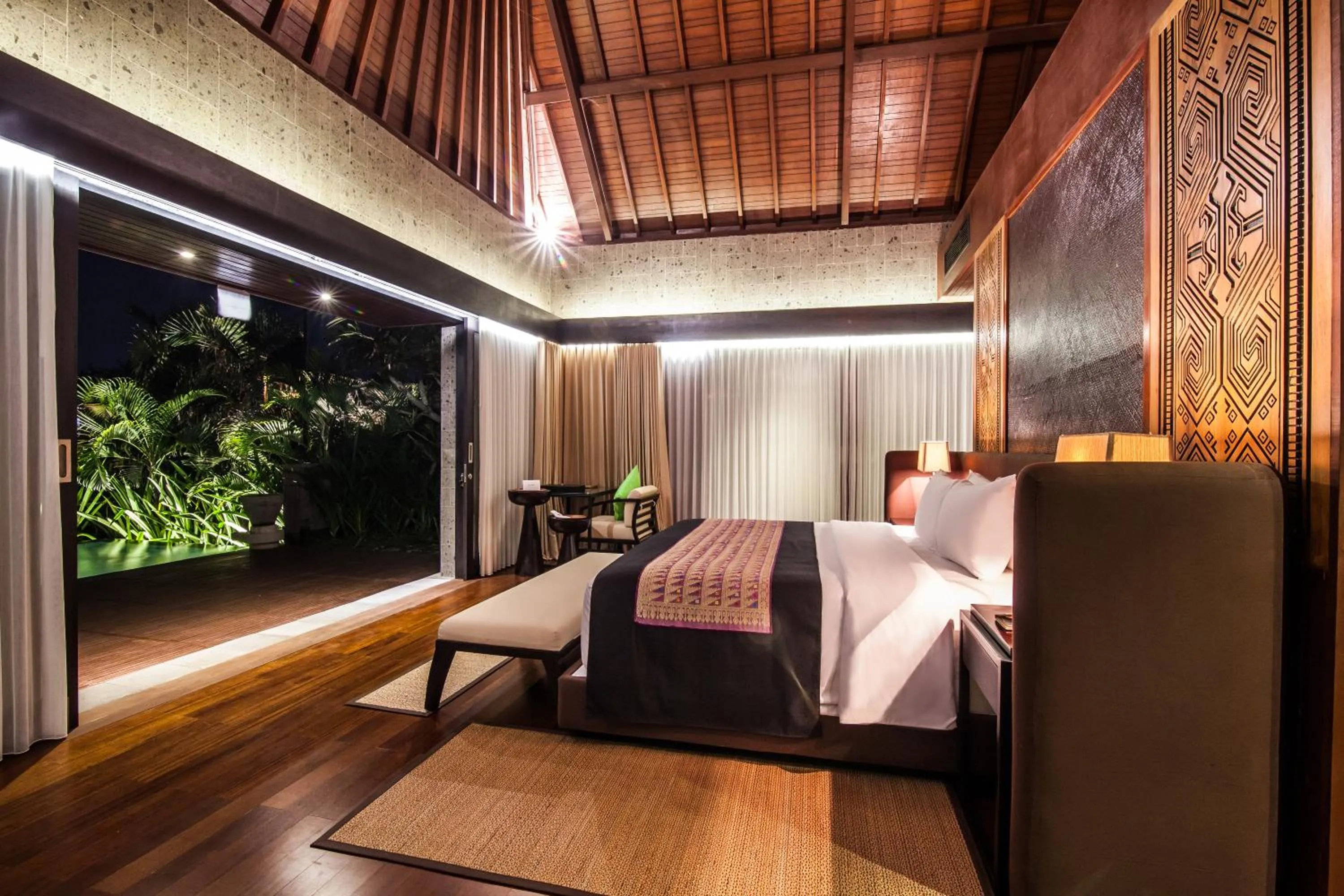 Bedroom, Bed in Sanctoo Suites & Villas