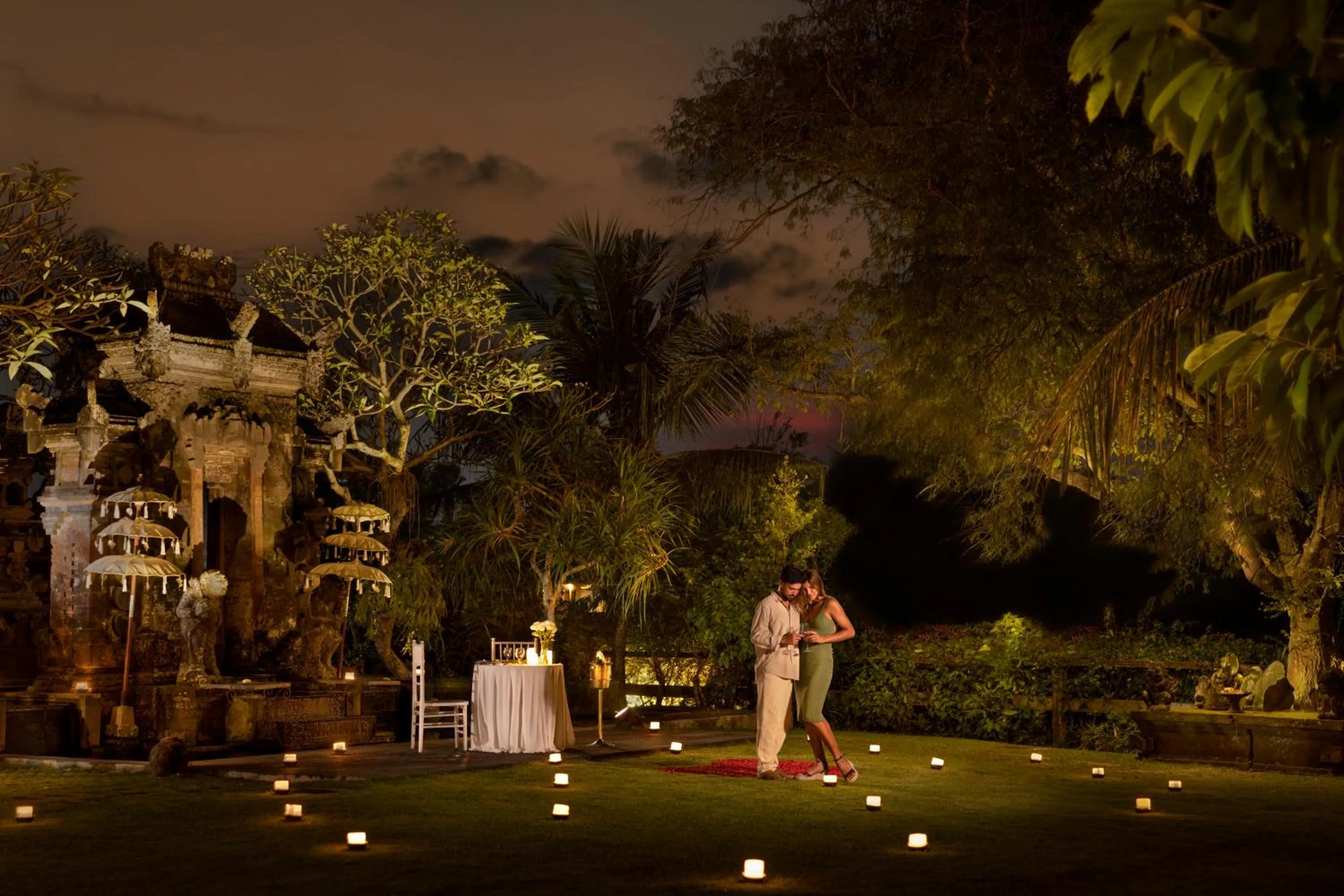 Dinner in Sanctoo Suites & Villas