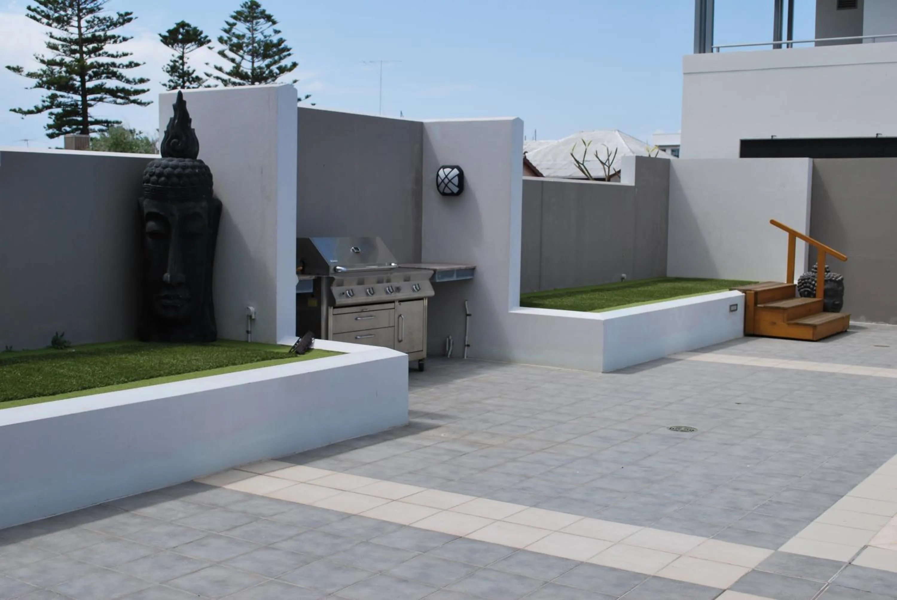 Day in Nautilus by Rockingham Apartments