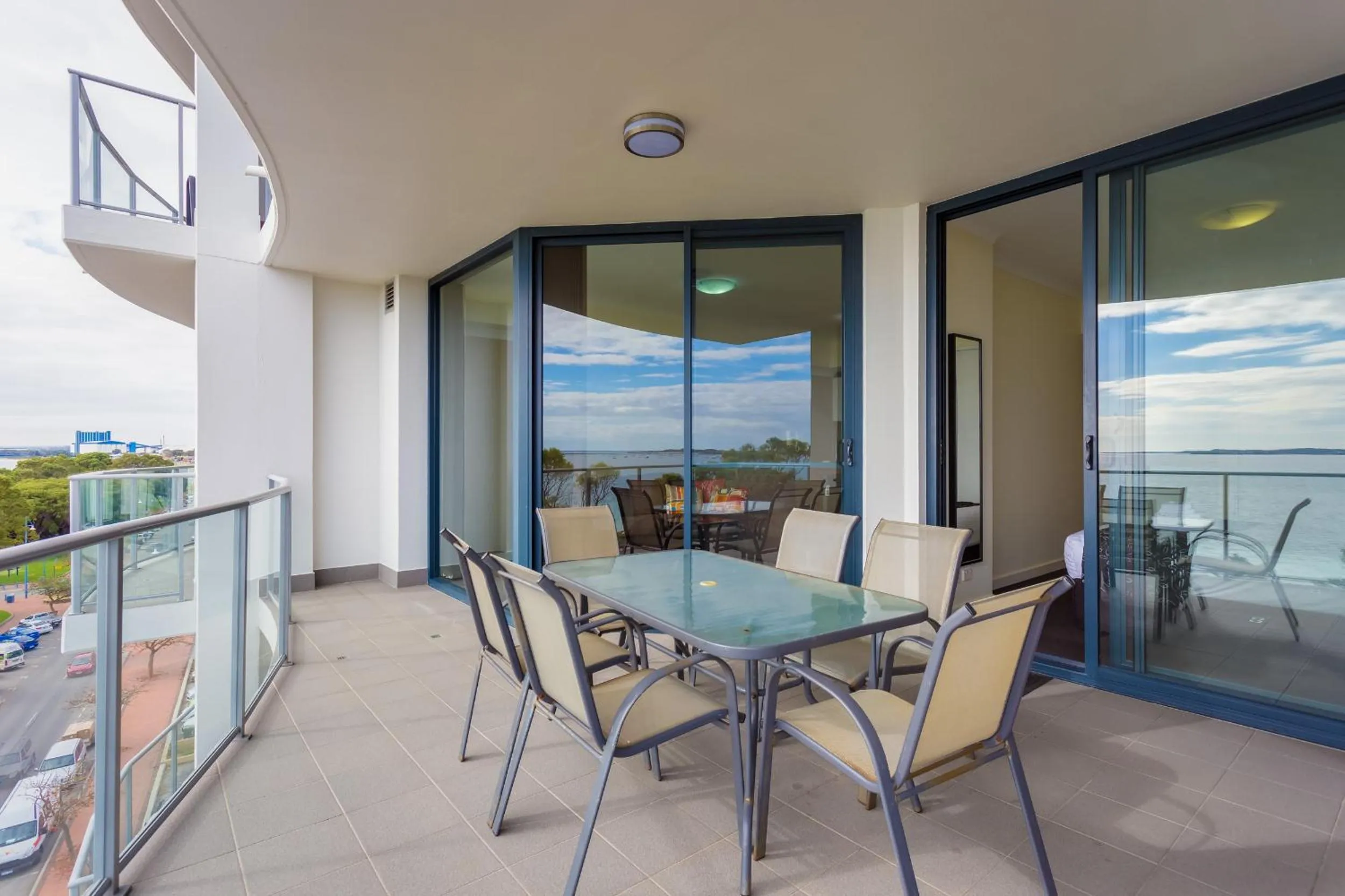 Day in Nautilus by Rockingham Apartments