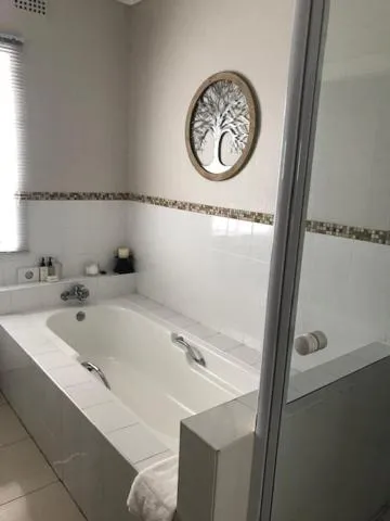 Shower in Valley Lodge