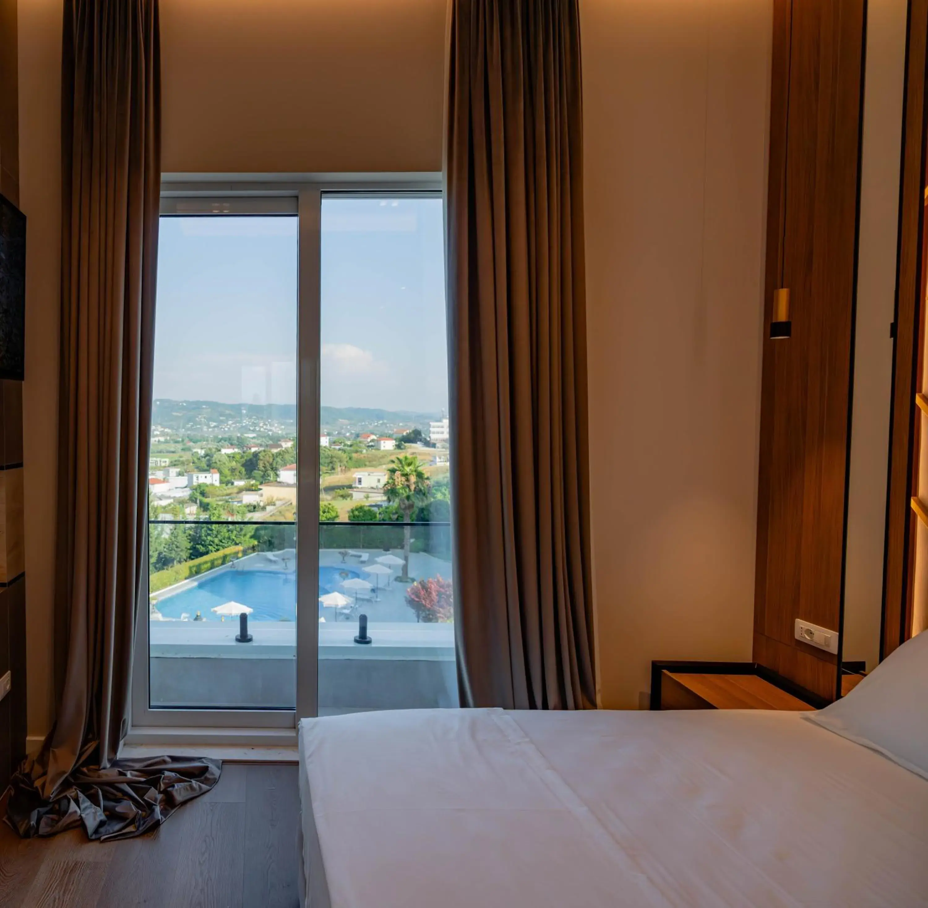 King Room with Pool View in Royal Hill Hotel King Room with Pool View in Royal Hill Hotel