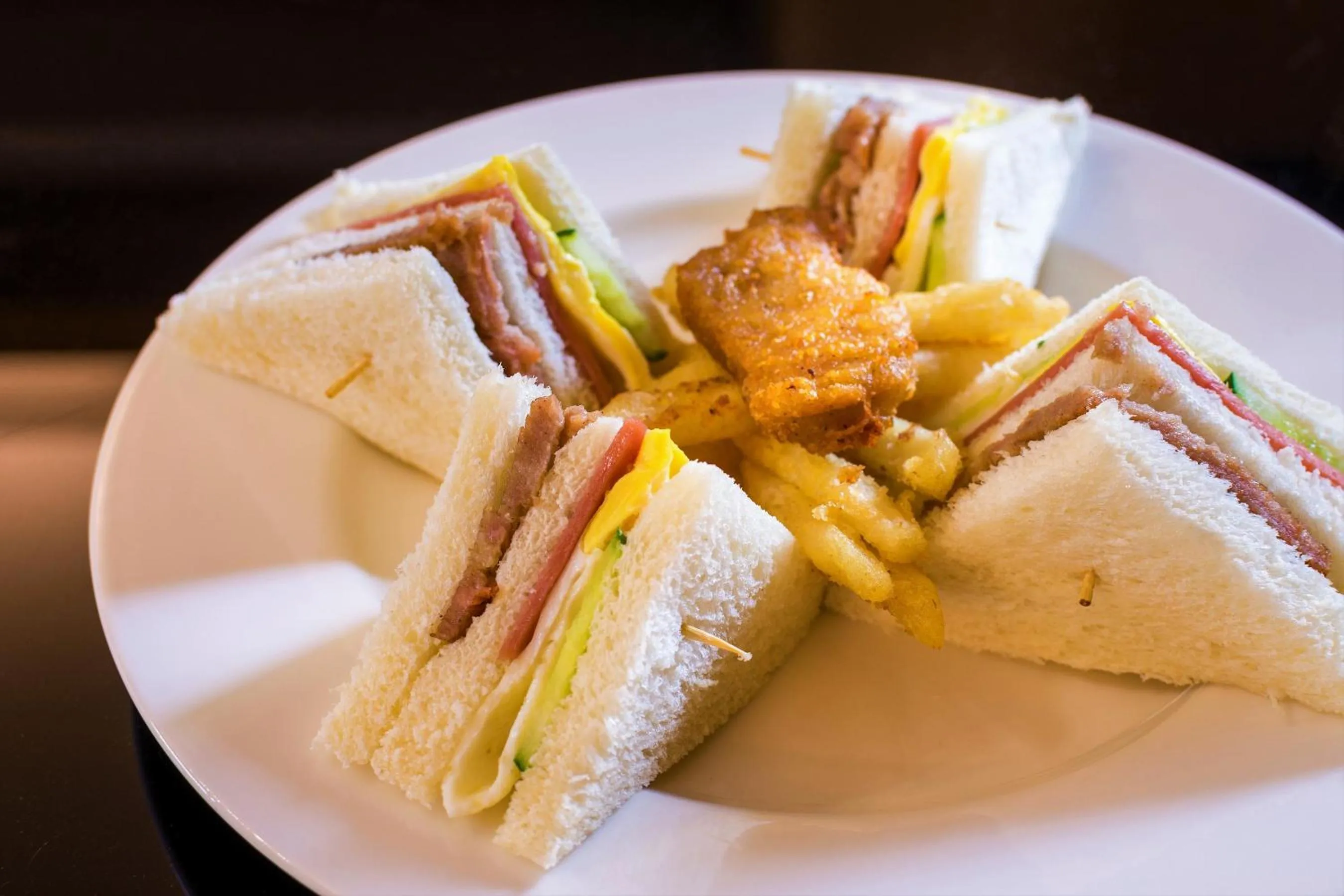 Restaurant/places to eat in Ching Ching Motel