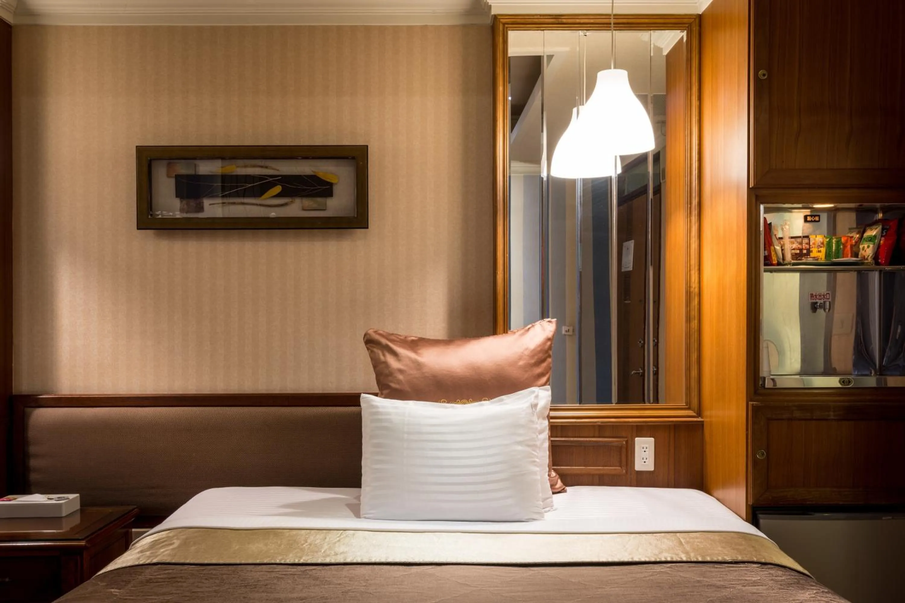 Bedroom, Bed in Ching Ching Motel