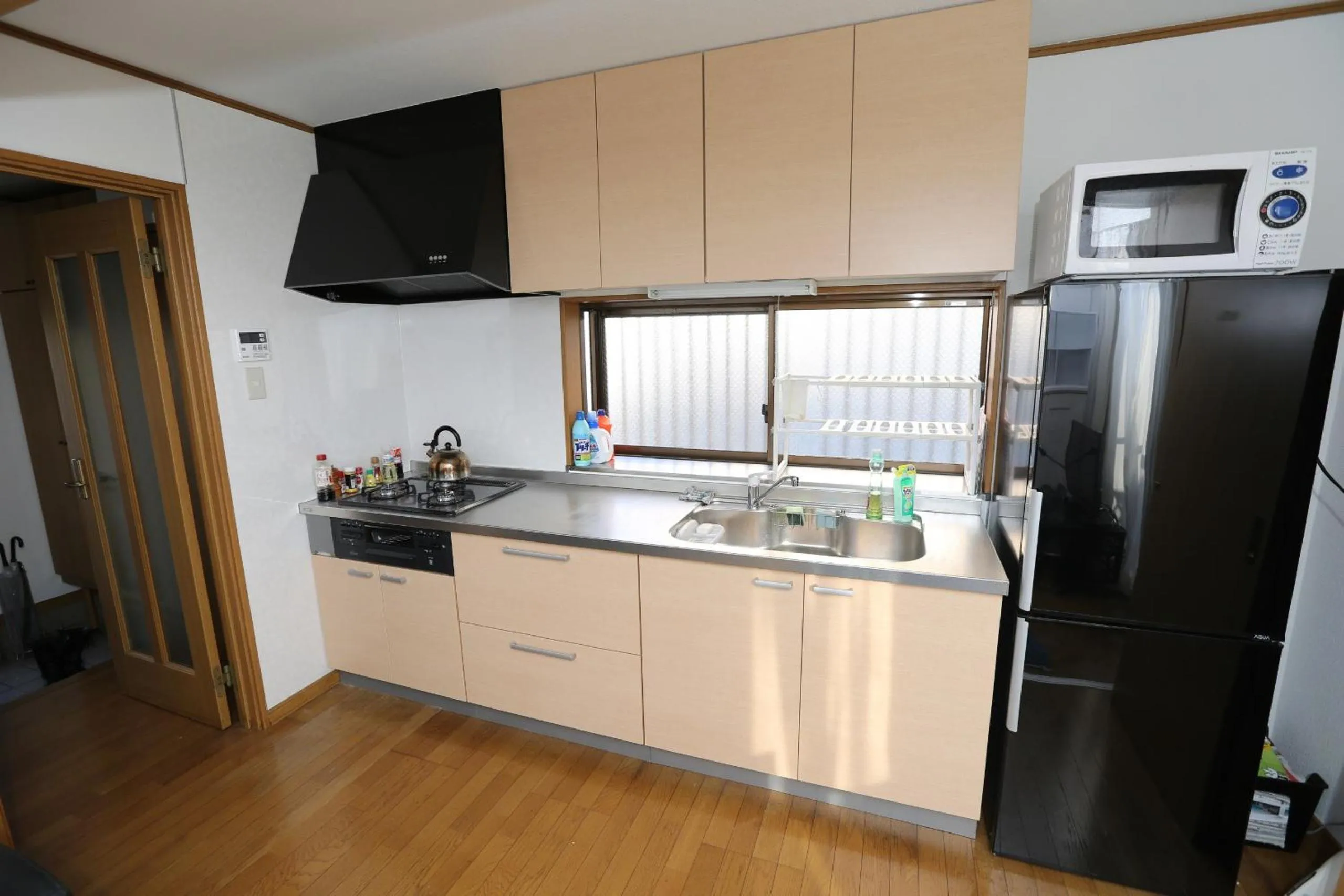 Kitchen or kitchenette in J's Backpackers